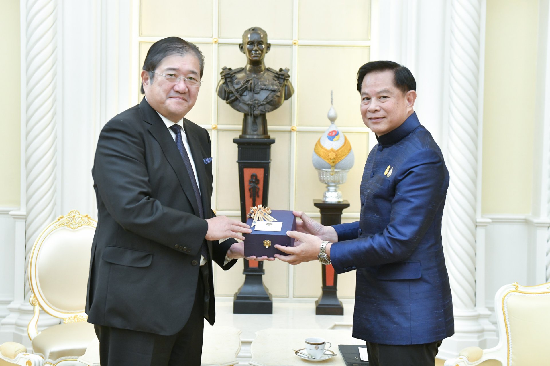 ประธานคณะกรรมการบริษัทมิตซุย เข้าเยี่ยมคารวะรองนายกรัฐมนตรี ประธานคณะกรรมการบริษัทมิตซุย เข้าเยี่ยมคารวะรองนายกรัฐมนตรี