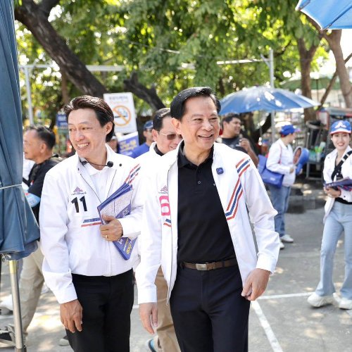 เขต 13 คึกคัก! 'พีระพันธุ์' นำทัพผู้สมัคร สส.เขตลงพื้นที่ ย้ำคำมั่น ขอรับใช้ประชาชนอีกครั้ง 'พลังงานต้องถูกลงกว่าเดิม'