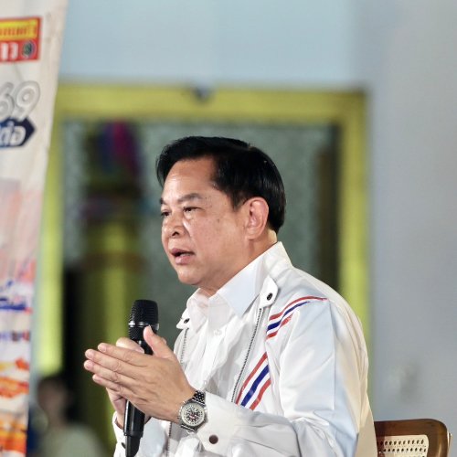 ภาพบรรยากาศ "นายพีระพันธุ์ สาลีรัฐวิภาค" หัวหน้าพรรครวมไทยสร้างชาติ แสดงวิสัยทัศน์ ในรายการเลือกตั้ง 69