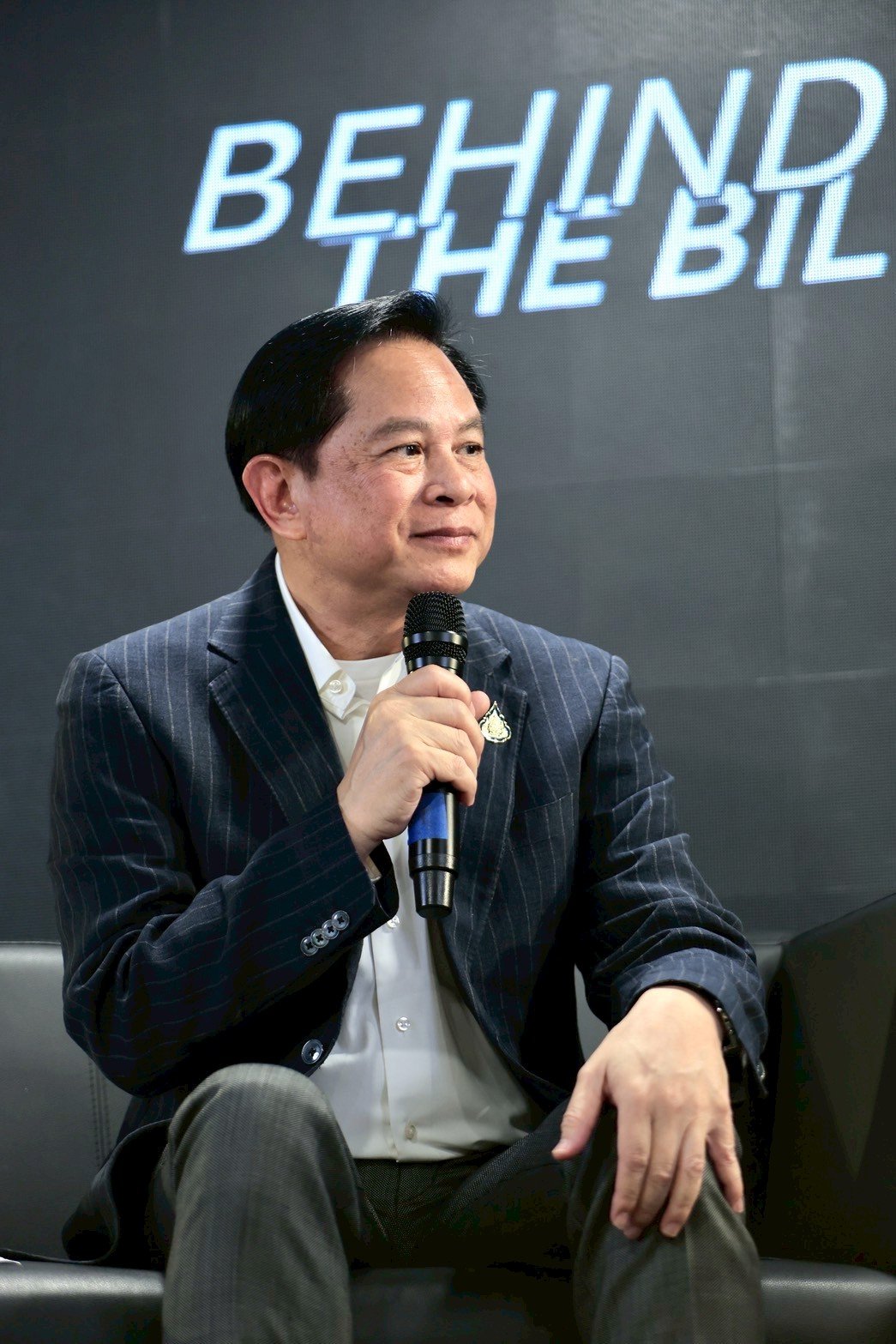 มาฟังความคิดเห็นและแนวทางของ  พีระพันธุ์ ในการทำให้ค่าไฟของคนไทย ถูกลง ได้อย่างยั่งยืน