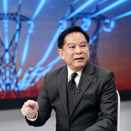 "พีระพันธุ์" ทุบโต๊ะ! ค่าไฟต้องเหลือหน่วยละ 3.71 บาท  ดึงเงิน "ชอร์ตฟอล" 1.2 หมื่นล้านจาก ปตท. ชดเชยประชาชน พร้อมลุยการเมืองปั้นคนรุ่นใหม่สู้ศึกเลือกตั้ง