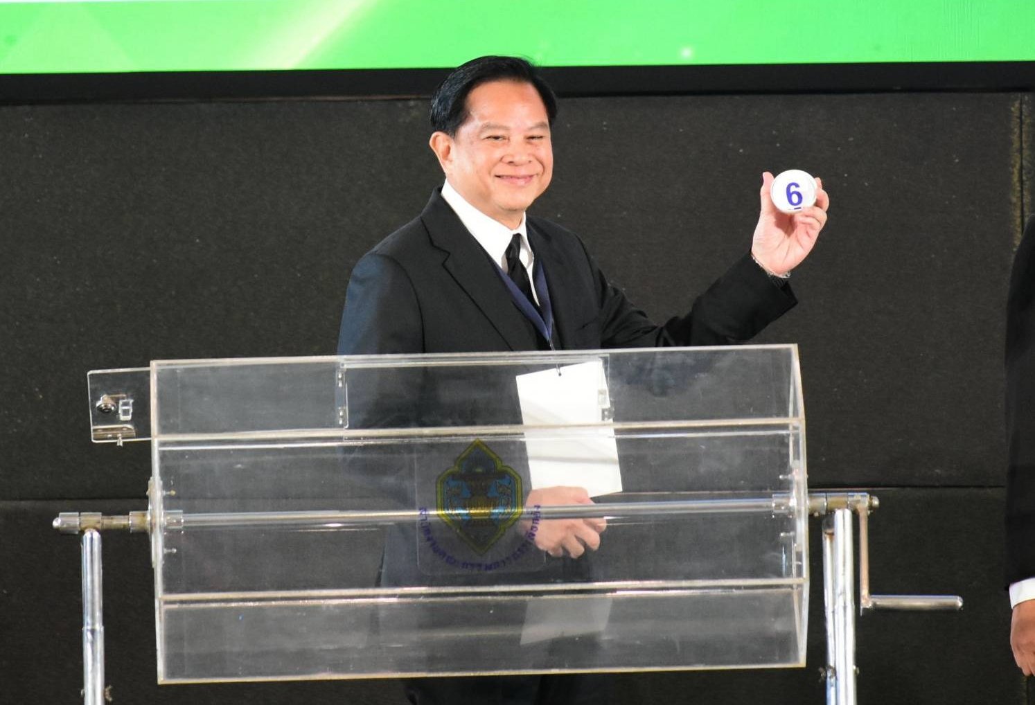 รวมไทยสร้างชาติ คิกออฟสู้ศึกเลือกตั้ง คว้า เบอร์ 6 ชู 6 เสาหลัก แก้วิกฤต-พลิกโฉมประเทศไทย