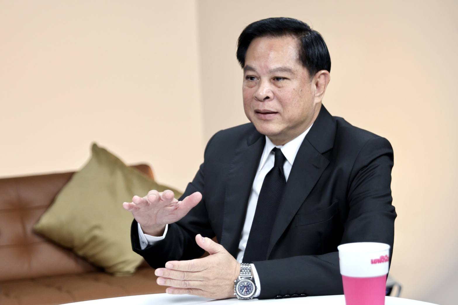 พีระพันธุ์ ลั่นแก้วิกฤตประเทศอย่างเด็ดขาด! ชู อรรถวิชช์นราพัฒน์ คุมเศรษฐกิจเกษตร เผย รวมไทยสร้างชาติ เตรียมร่างกฎหมายปราบสแกมเมอร์ให้สิ้นซาก