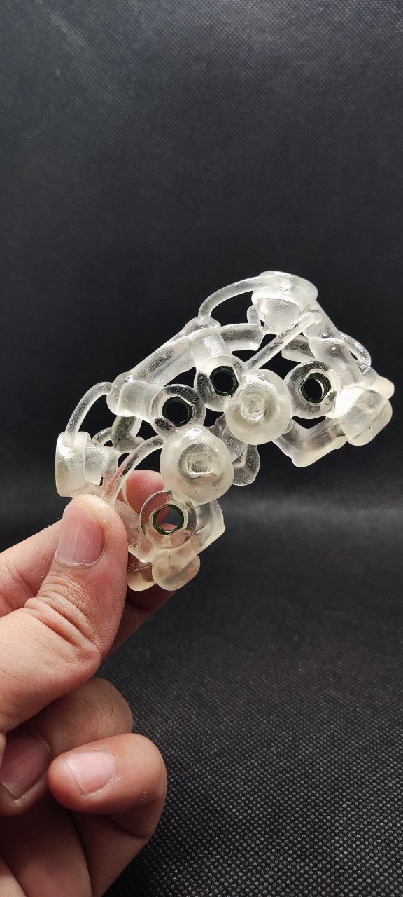 Stackable guide