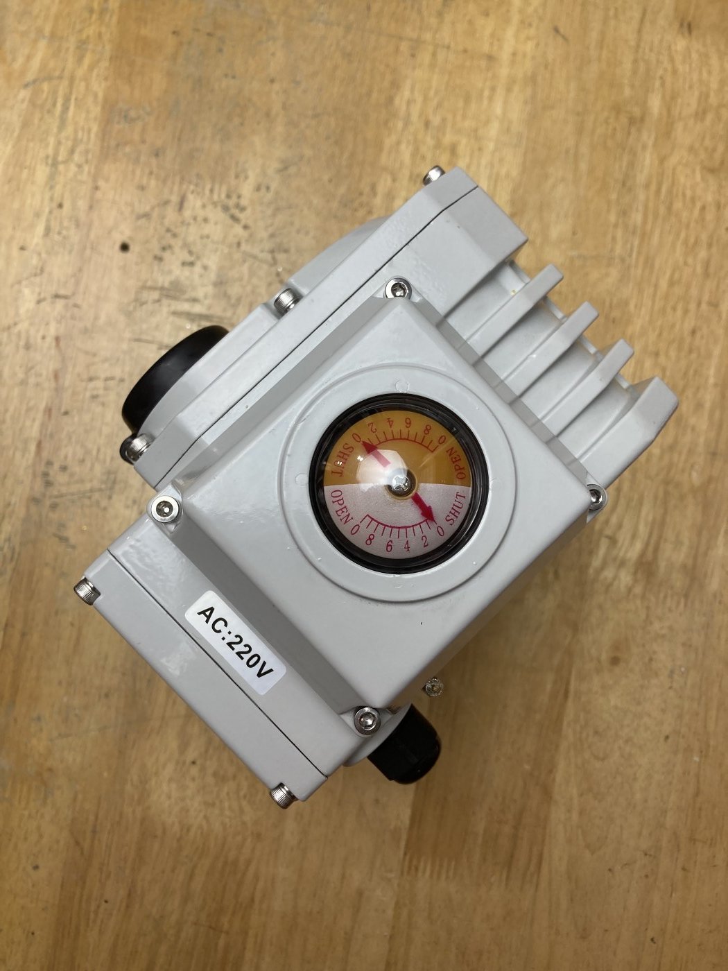 1" DN25 บอลวาล์วสแตนเลส 3 ชั้น (316)วาล์วเปิดปิดน้ำ ด้วยระบบไฟฟ้ามอเตอร์ AKK05