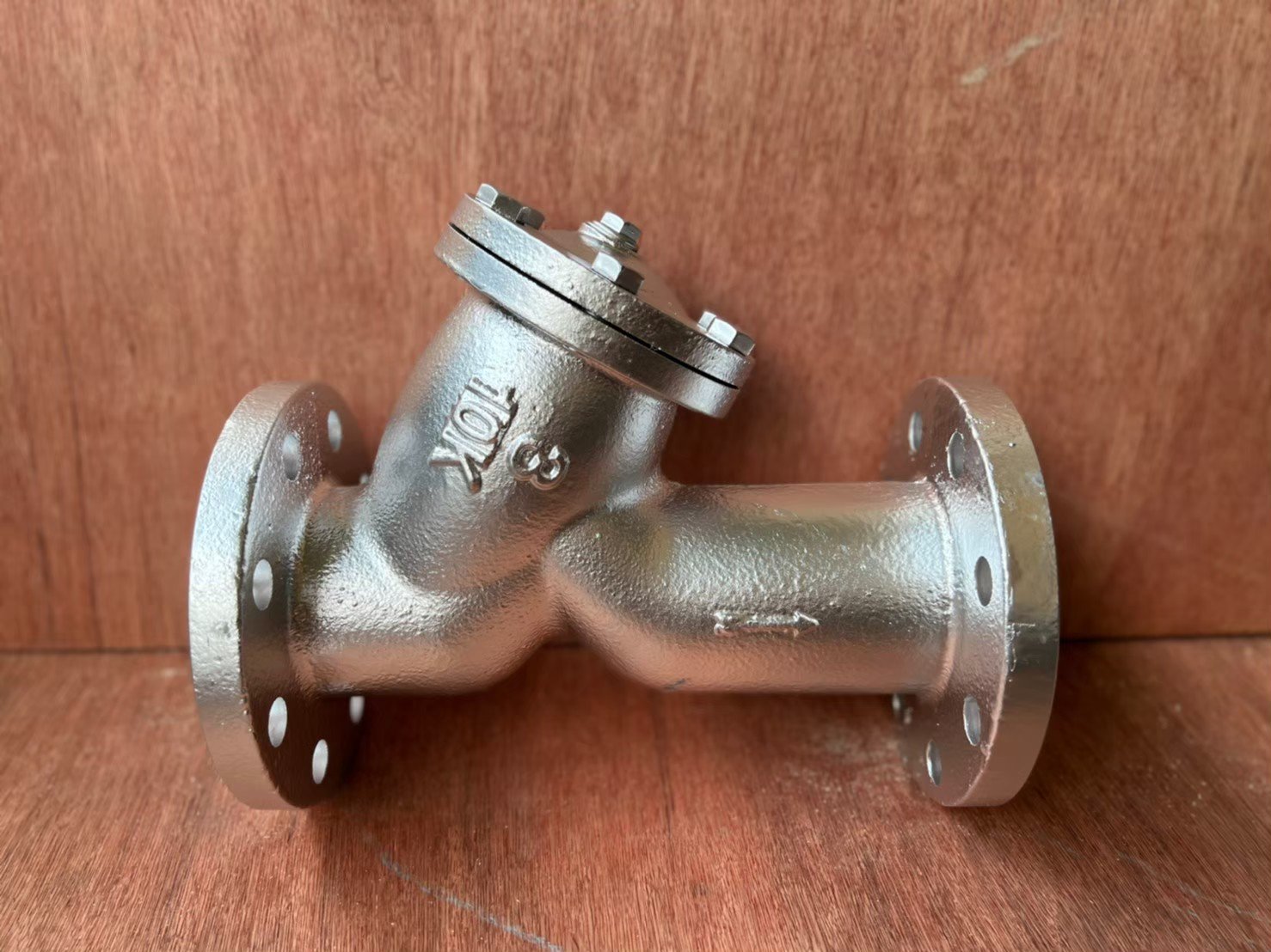 วาย สแตนเนอร์ 3 นิ้ว หน้าแปลน 10K ขนาด 3" วาย สแตนเนอร์ 3 นิ้ว หน้าแปลน 10K ขนาด 3"