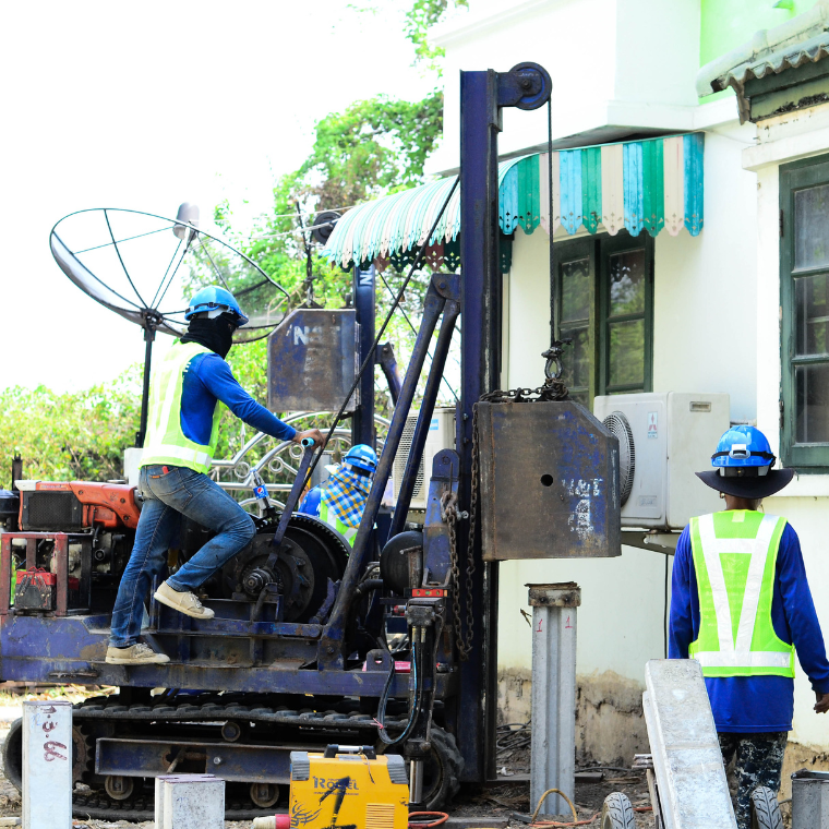 ตอกเสาเข็มไมโครไพล์ i18 เศรณีลากูน วัดลาดปลาดุก ตอกเสาเข็มไมโครไพล์ i18 เศรณีลากูน วัดลาดปลาดุก