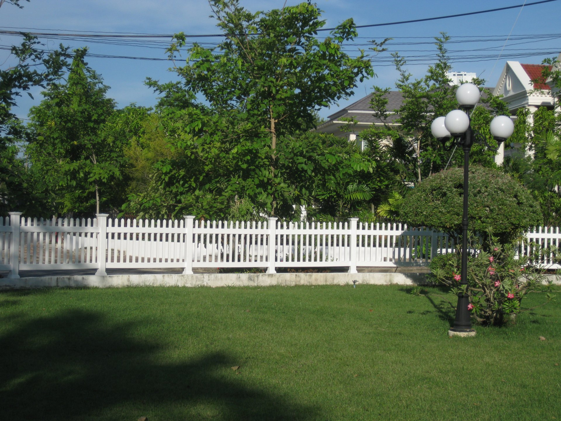 รั้ว รั้ว