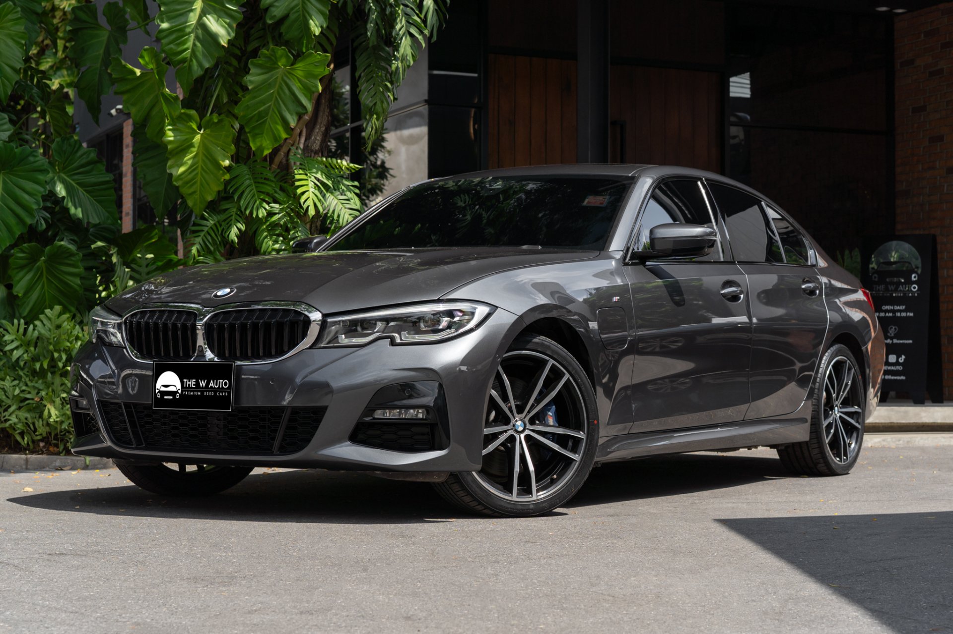 BMW 330e M Sport Plug-in Hybrid
