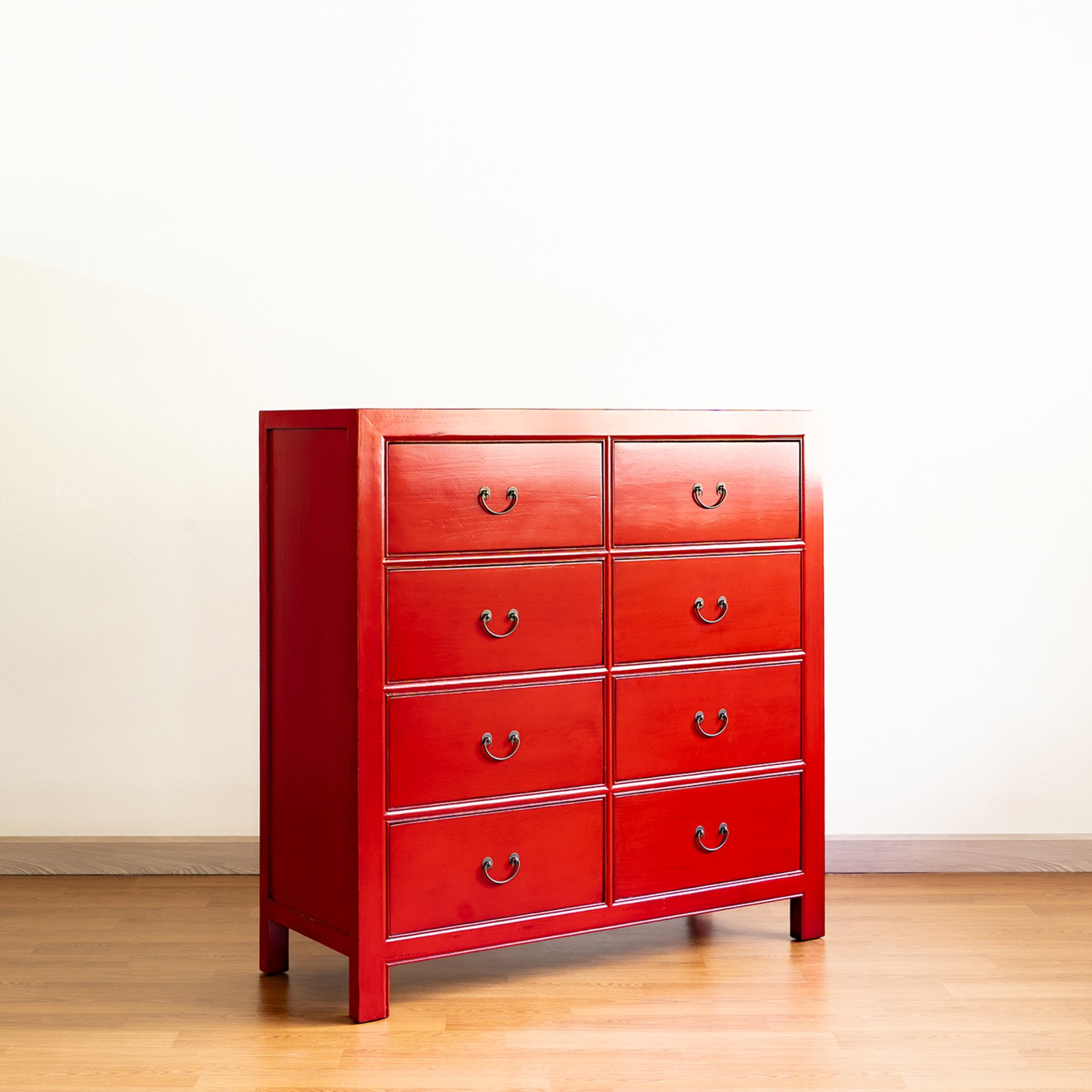 Newly Made 8 Drawers Elm Wood Dresser