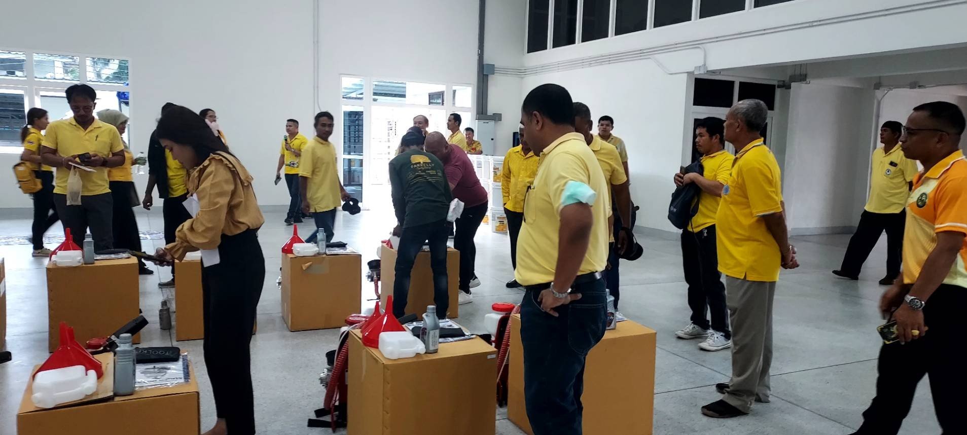 อบรมผู้นำชุมชนและ อสม. สร้างทีม 3 เก็บ พร้อมทีมพ่นยุงประจำหมู่บ้าน: โครงร่างแผนฝึกอบรมทีละขั้น ด้วยเครื่องพ่นละอองฝอยสะพายหลัง SUPER ROTARY