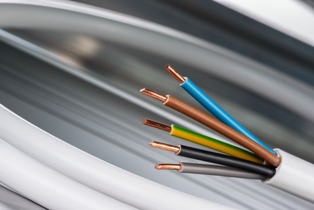 สายไฟฟ้าแรงดันต่ำ