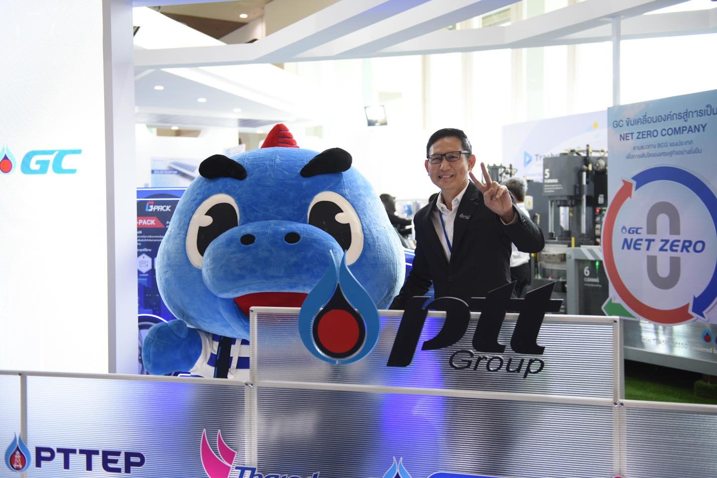 กลุ่ม ปตท. ปลื้มใจ ได้ช่วยแบ่งเบาภาระค่าครองชีพประชาชน 17,800 ล้านบาท  กลุ่ม ปตท. ปลื้มใจ ได้ช่วยแบ่งเบาภาระค่าครองชีพประชาชน 17,800 ล้านบาท