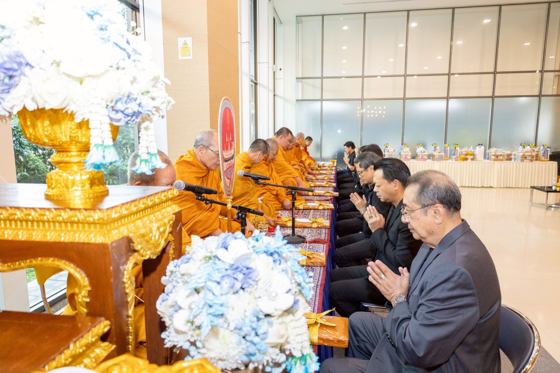 BAM จัดพิธีบำเพ็ญกุศล ในวาระครบรอบ 100 วันแห่งการสวรรคต สมเด็จพระนางเจ้าสิริกิติ์ พระบรมราชินีนาถ พระบรมราชชนนีพันปีหลวง