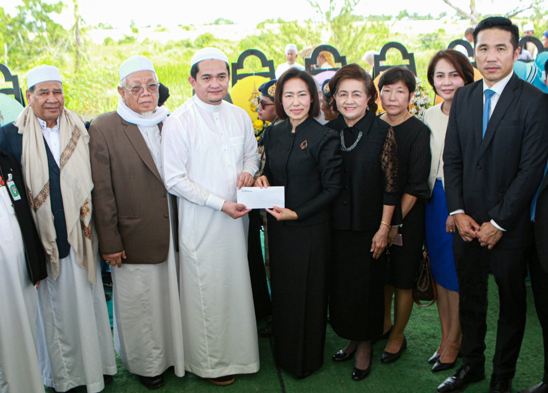 BBL ร่วมแสดงความไว้อาลัยจุฬาราชมนตรี อาศิส