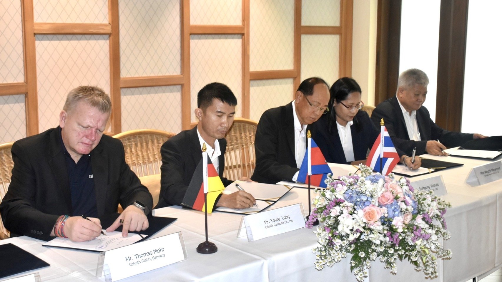 PRAPAT ตั้งบริษัทร่วมทุน Calvatis Cambodia ขยายฐานลูกค้าในประเทศกัมพูชา 
