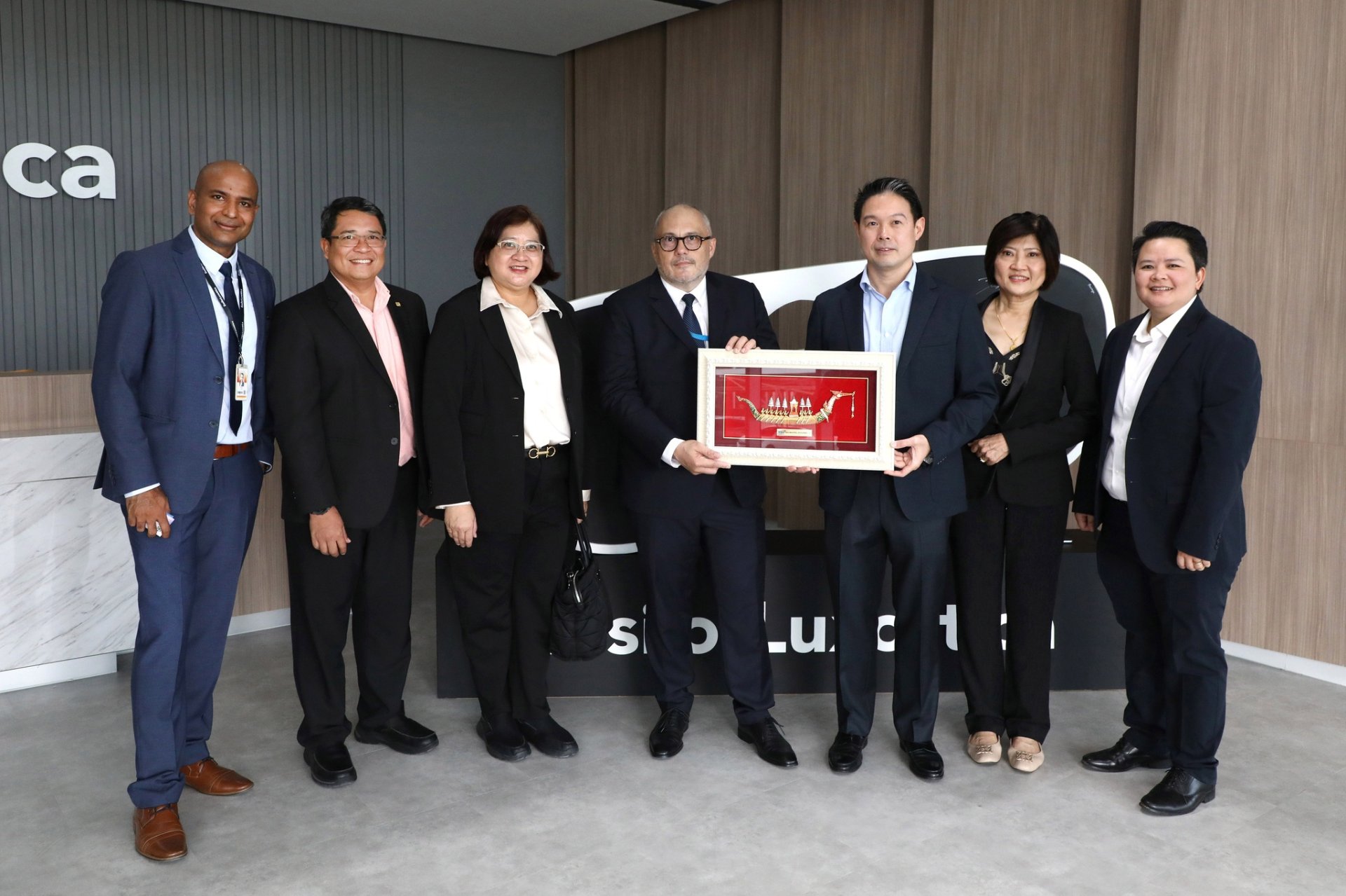 EssilorLuxottica เตรียมสร้างโรงงานผลิตเลนส์ กรอบแว่น และแว่นกันแดด ที่ใหญ่สุด ในนิคมอีสเทิร์น ซีบอร์ด 4