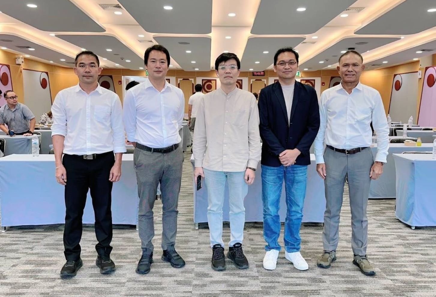 WPH จัดงานบรรยาย ถอดรหัสการลงทุนสไตล์ VI