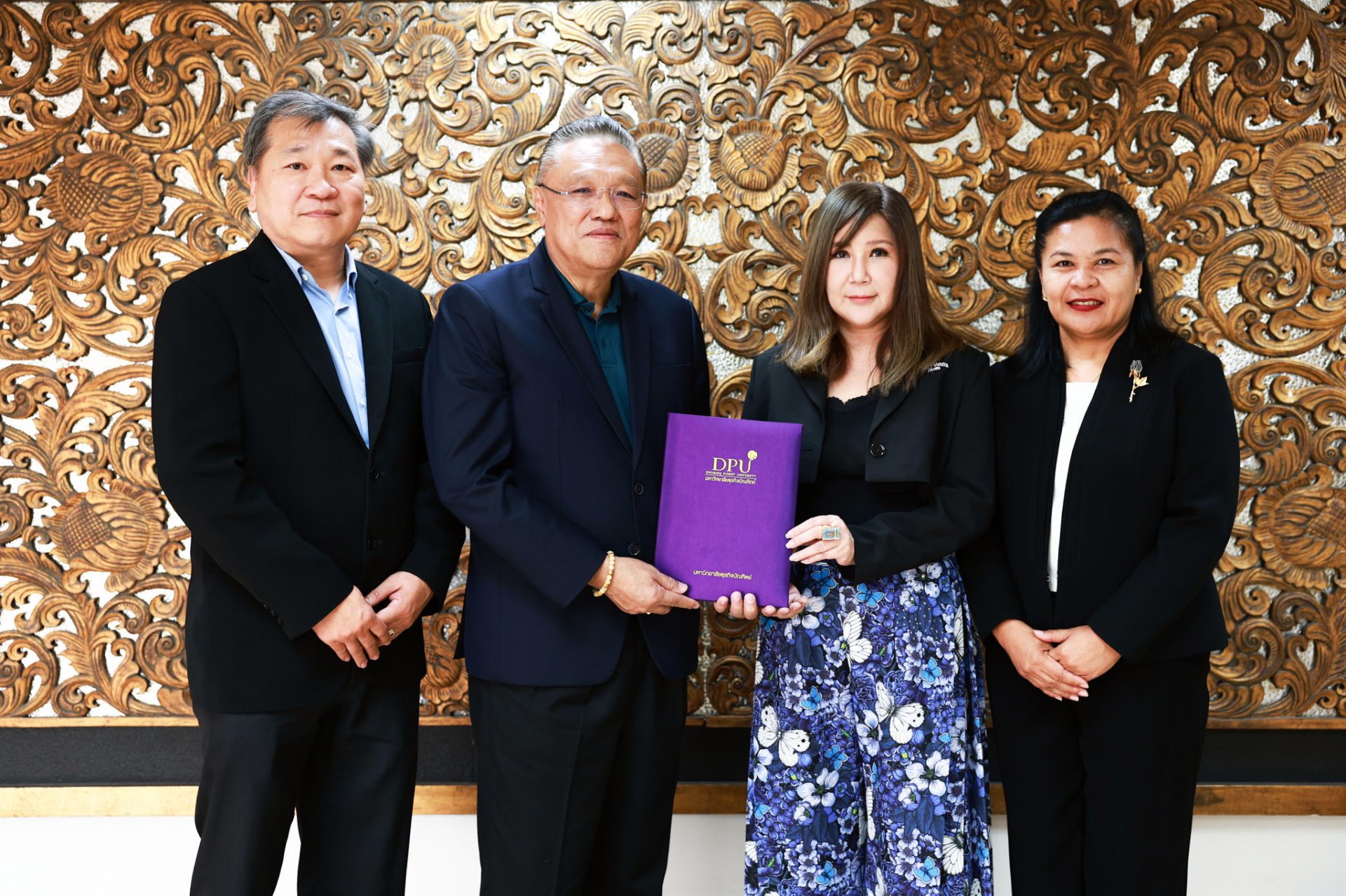 BLC ลงนามความร่วมมือทางวิชาการ กับคณะเภสัชศาสตร์ มหาวิทยาลัยธุรกิจบัณฑิตย์ 