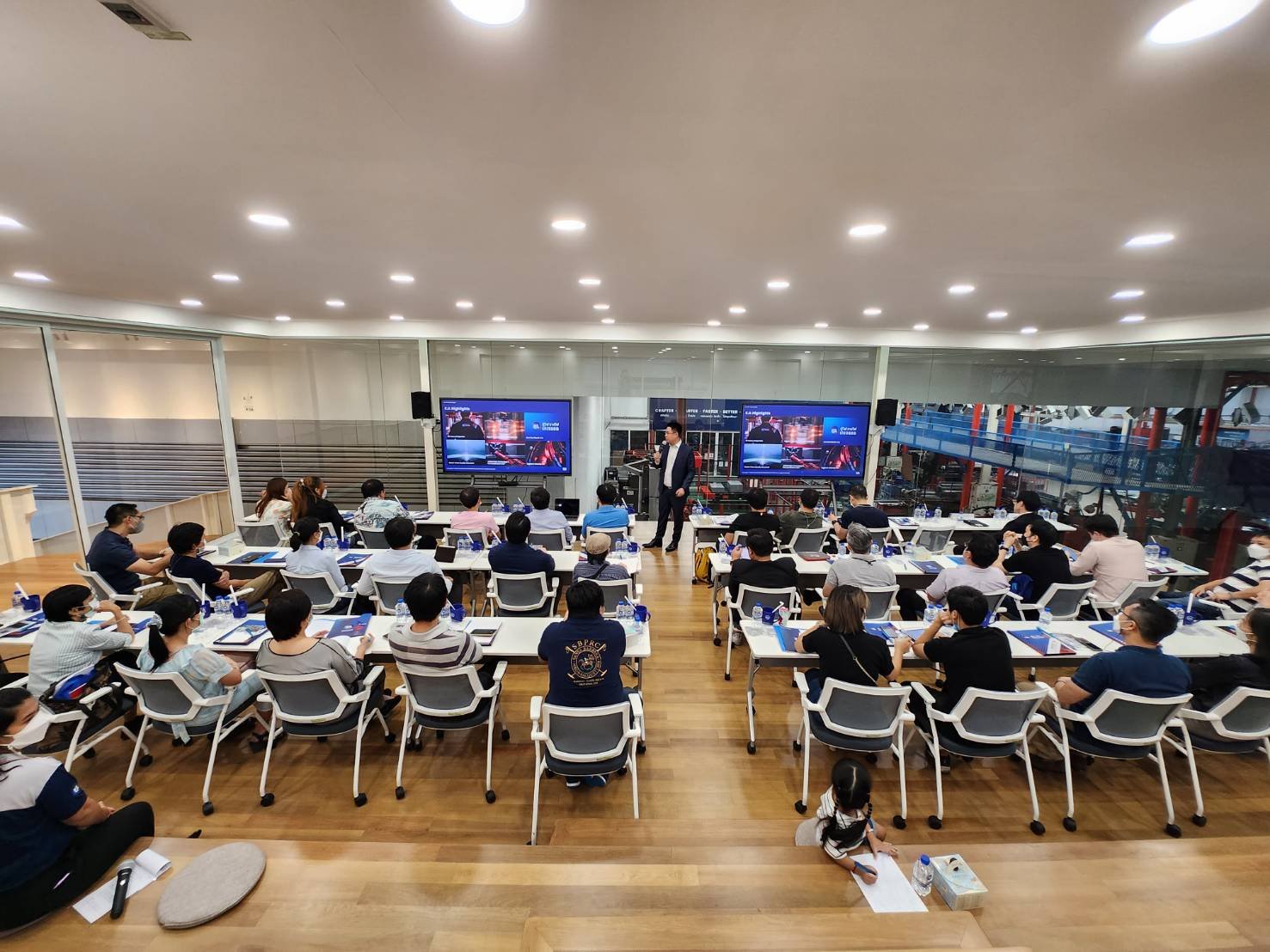  KJL เปิดบ้านต้อนรับนักลงทุนจากเพจหุ้นปันผล เข้าเยี่ยมชมกิจการ