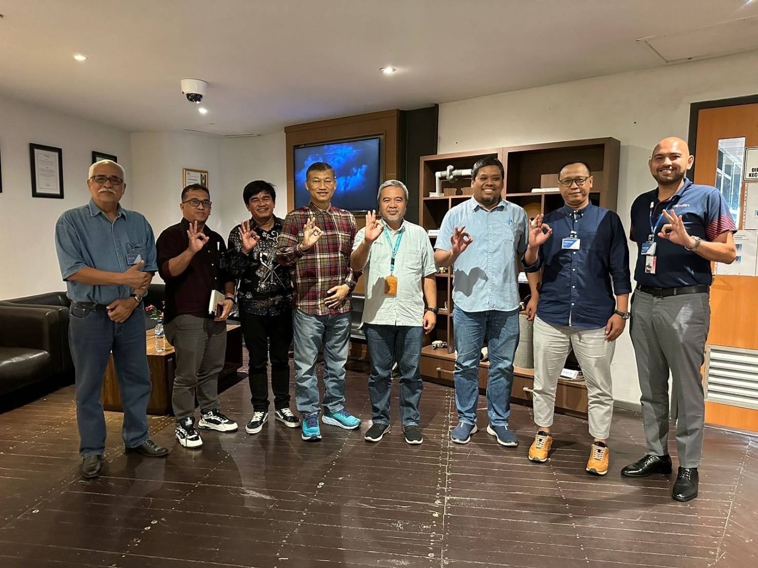 DEXON ได้รับความไว้วางใจให้ตรวจสอบอุปกรณ์โรงไฟฟ้าหงสา สปป. ลาว และท่อส่งน้ำมันในอินโดนีเซีย