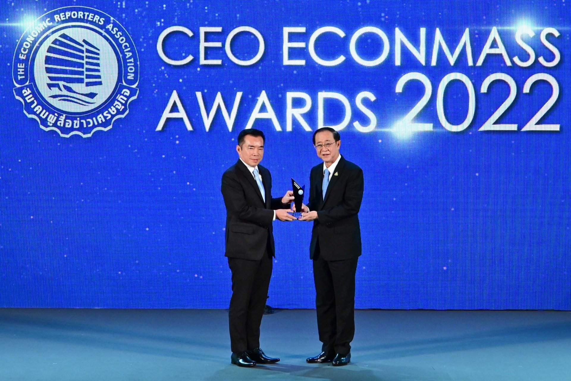 BIZ คว้าสุดยอด CEO รุ่นใหญ่ สาขาอุปโภคบริโภค