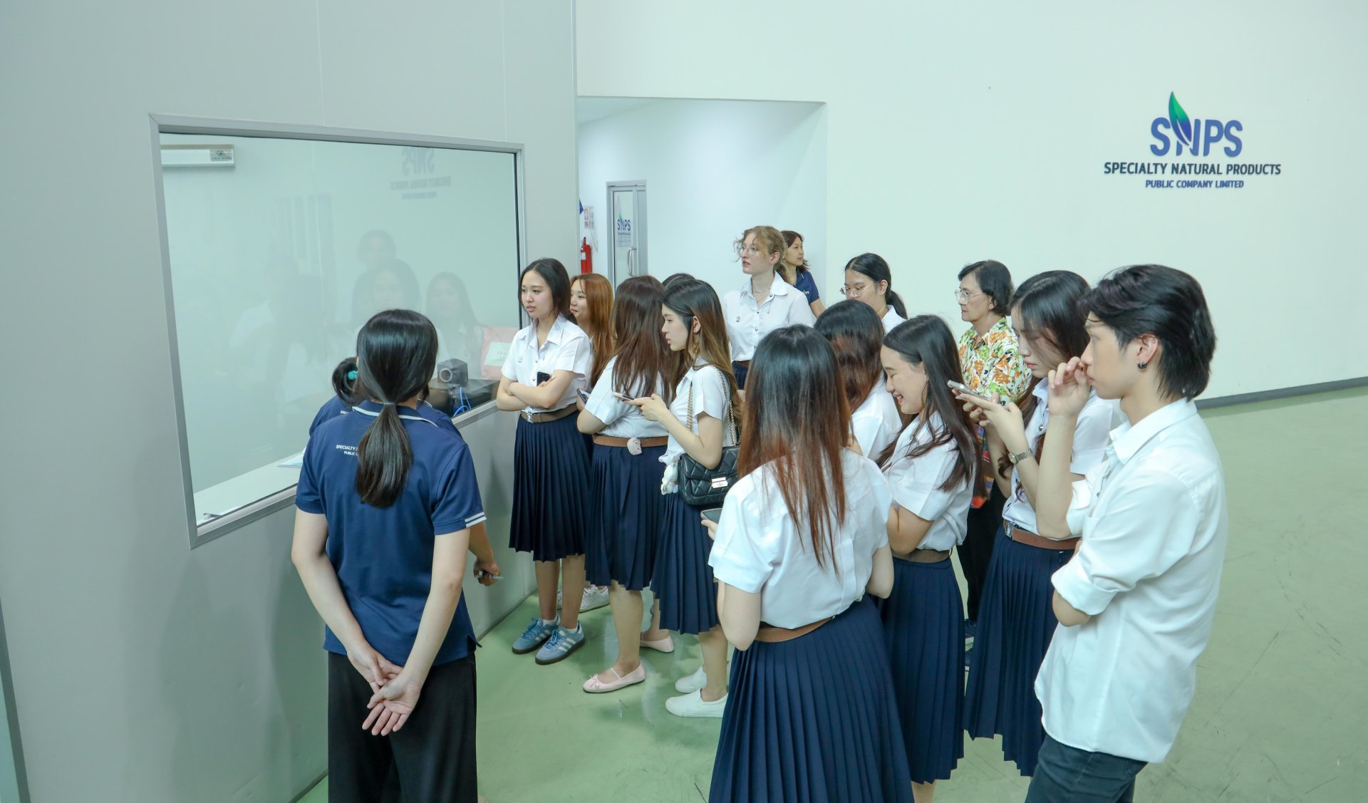 SNPS ต้อนรับนิสิตสาขาเคมี คณะวิทยาศาสตร์ จุฬาฯ ถ่ายทอดองค์ความรู้ จุดประกายพัฒนาศักยภาพนวัตกรรมสมุนไพร