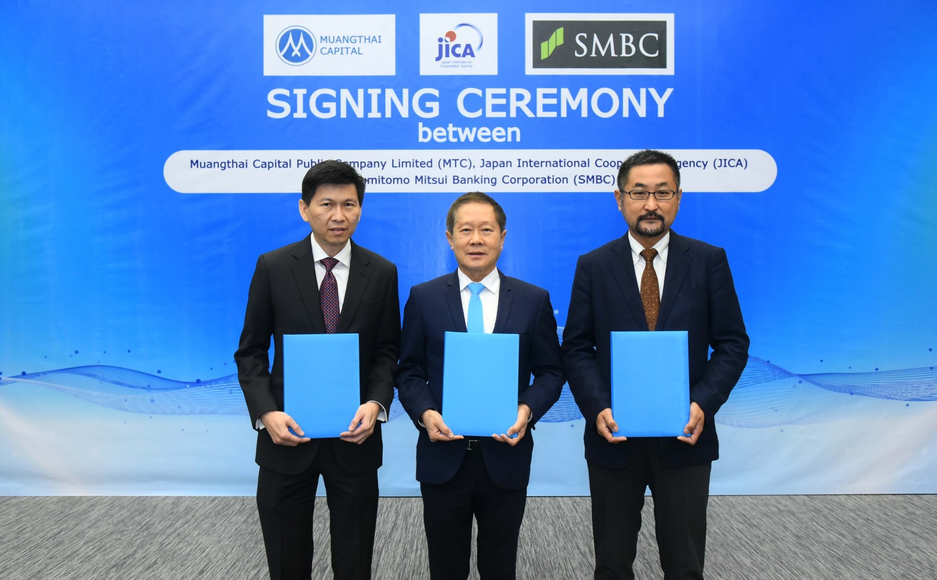 JICA และ SMBC ร่วมปล่อยสินเชื่อให้ MTC 6,200 ล้านบาท เพิ่มโอกาสลูกค้าฐานรากเข้าถึงแหล่งเงินทุน หนุนเติบโตยั่งยืนคู่สังคมไทย
