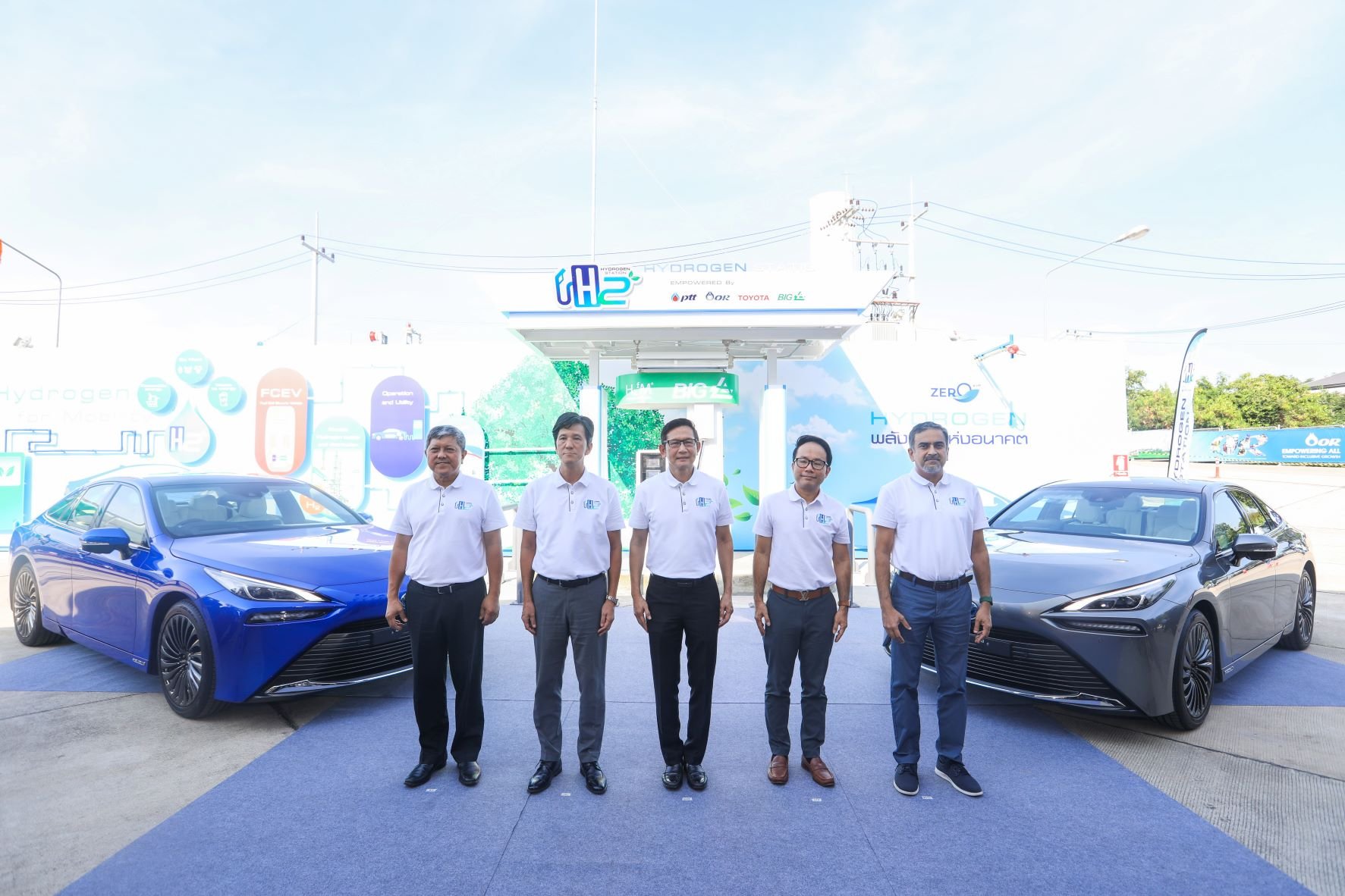 PTT OR จับมือ TOYOTA และ BIG เปิดสถานีต้นแบบเติมไฮโดรเจนสำหรับรถยนต์ไฟฟ้าเซลล์เชื้อเพลิงแห่งแรกของประเทศไทย PTT OR จับมือ TOYOTA และ BIG เปิดสถานีต้นแบบเติมไฮโดรเจนสำหรับรถยนต์ไฟฟ้าเซลล์เชื้อเพลิงแห่งแรกของประเทศไทย