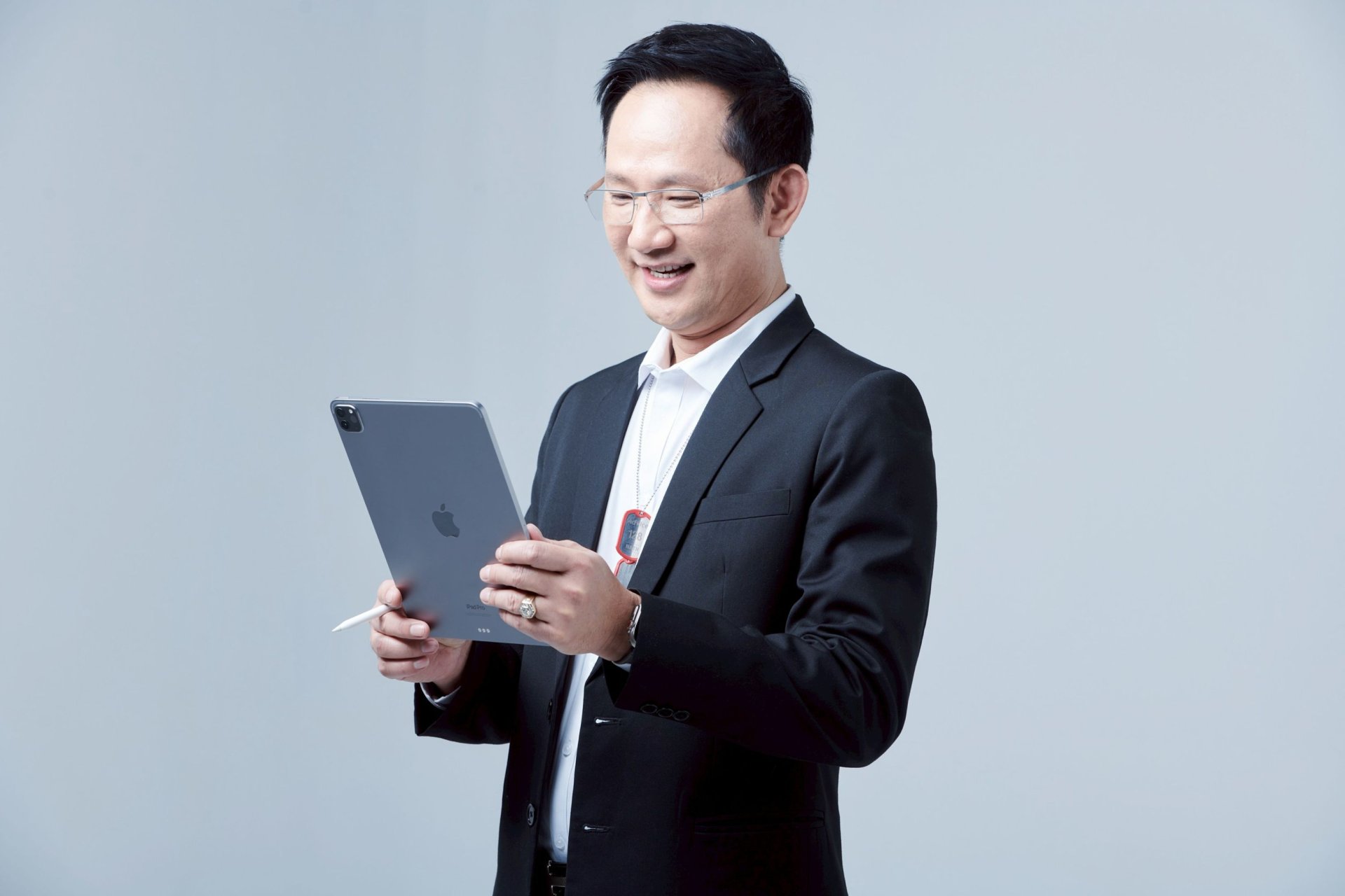 ADVICE เตรียมรุกตลาดสมาร์ทโฟน ระบบ Android มากขึ้น ในครึ่งปีหลัง หลัง Apple อยู่ตัว