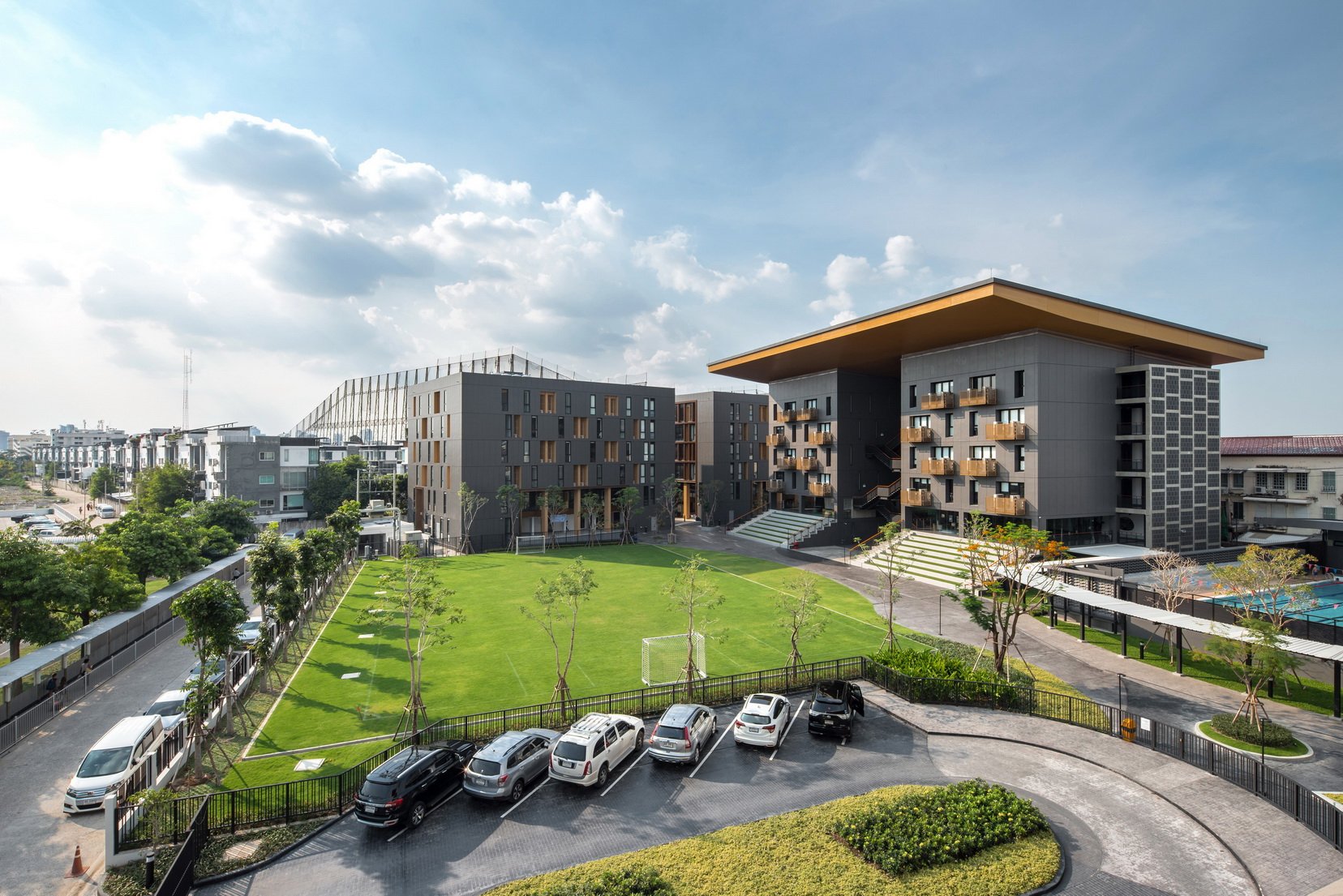 SISB กำลังก้าวสู่โหมดการเติบโตรอบใหม่ ขานรับจำนวนนักเรียนเพิ่ม สาขาเพิ่ม   SISB กำลังก้าวสู่โหมดการเติบโตรอบใหม่ ขานรับจำนวนนักเรียนเพิ่ม สาขาเพิ่ม