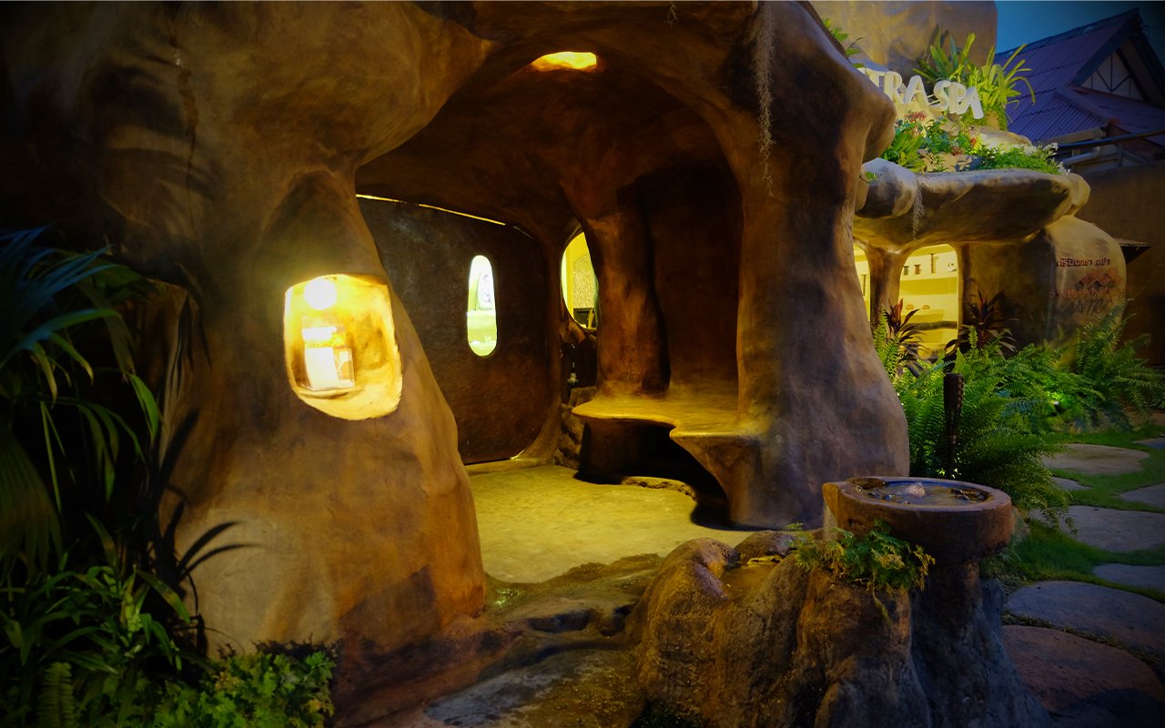ออกแบบและตกแต่งอาคารสไตล์ถ้ำ Cave Spa Massage Chiangmai