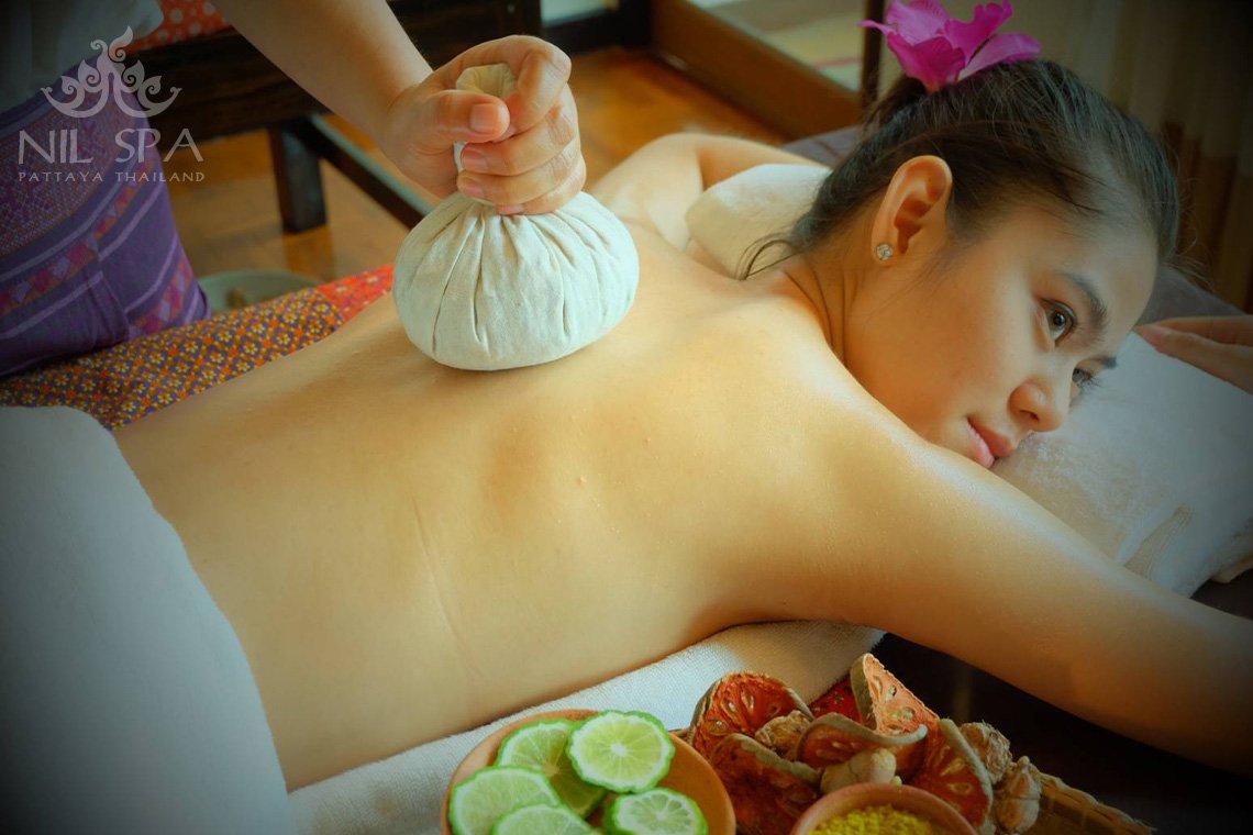 Herbal Hot ball Sea view room Nil Spa In Garden Cliff Resort & Spa Pattaya Chonburi 芭堤雅 水疗 按摩