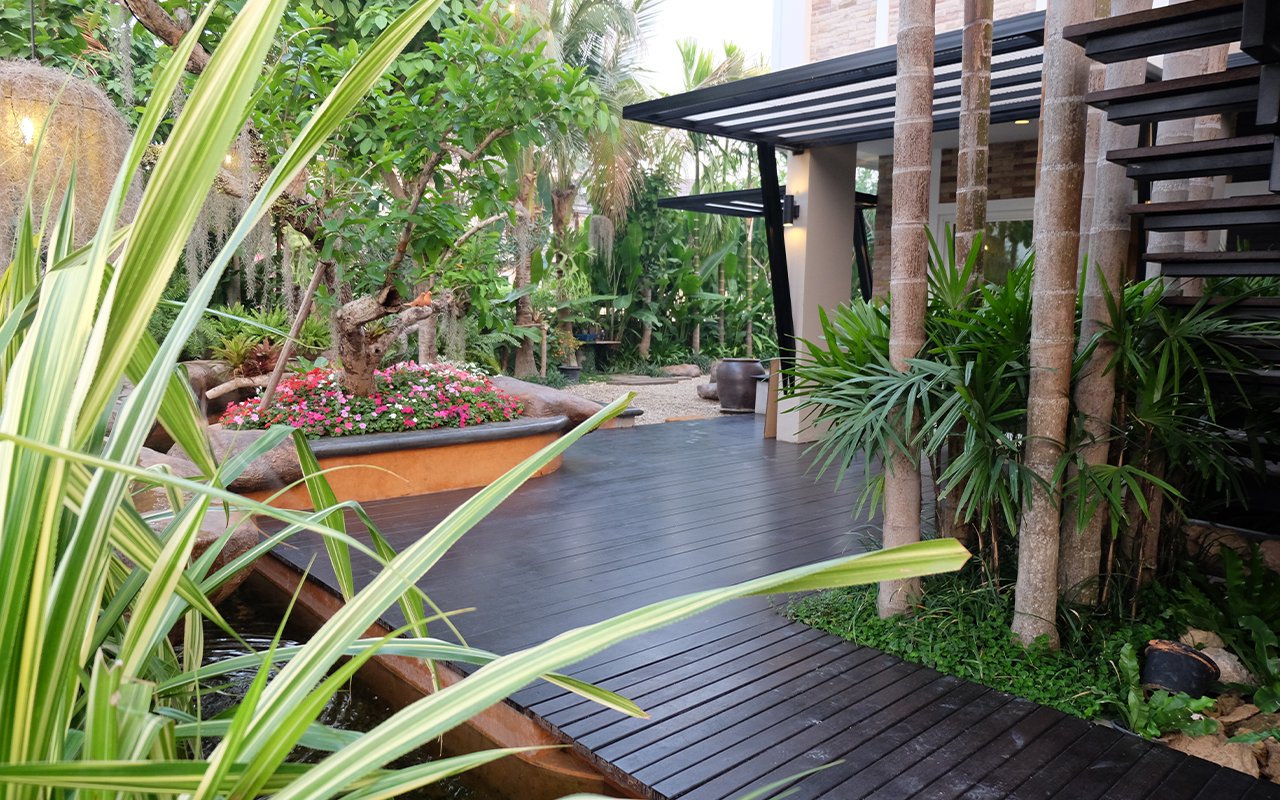 น้ำตกในสวน น้ำตกหินเทียม รับจัดสวน เชียงใหม่ พัทยา ชลบุรี landscape design