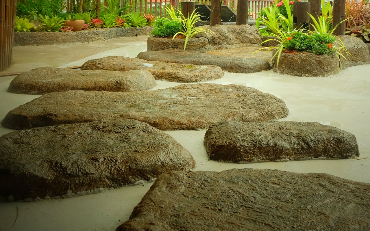 สวนดาดฟ้า น้ำตกหินเทียม รับจัดสวน เชียงใหม่ พัทยา ชลบุรี landscape design