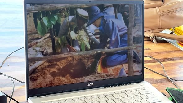  ฐานที่ 2 หัวใจสีเขียว - รักษ์ธรรมชาติ ตามพระราชปณิธาน