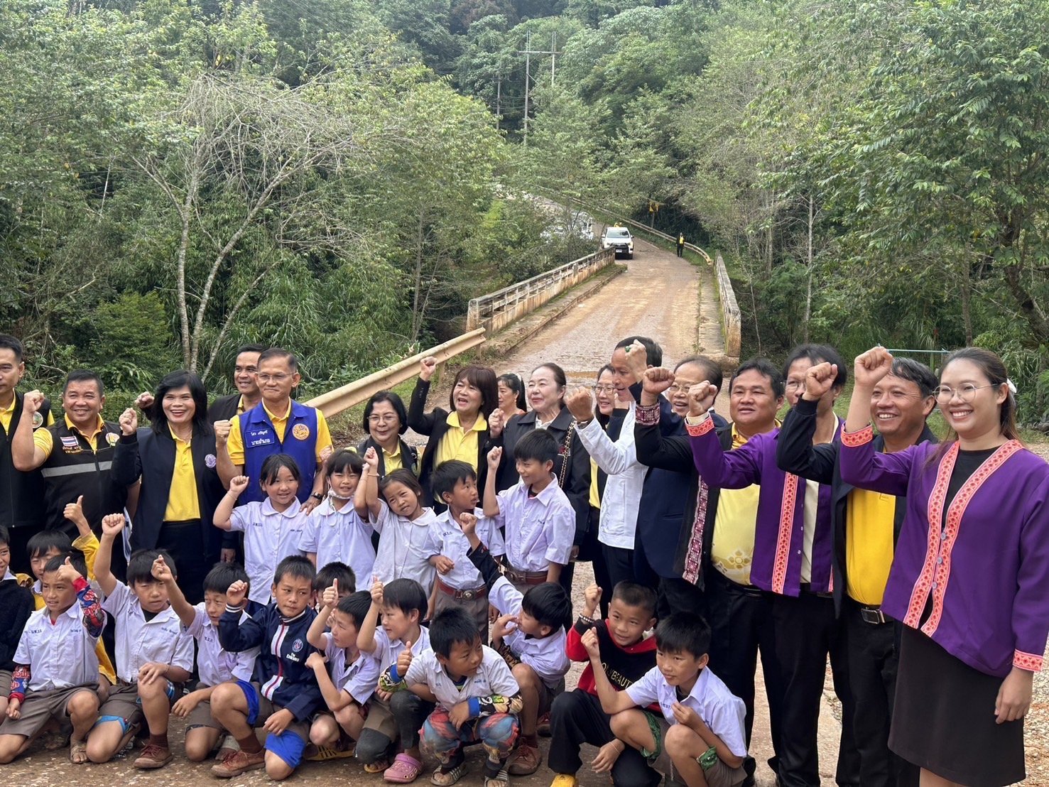 ผู้ตรวจราชการสำนักนายกฯลงพื้นที่ แก้ปัญหาซ่อมแซมสะพานฯเพื่อการท่องเที่ยว ผู้ตรวจราชการสำนักนายกฯลงพื้นที่ แก้ปัญหาซ่อมแซมสะพานฯเพื่อการท่องเที่ยว