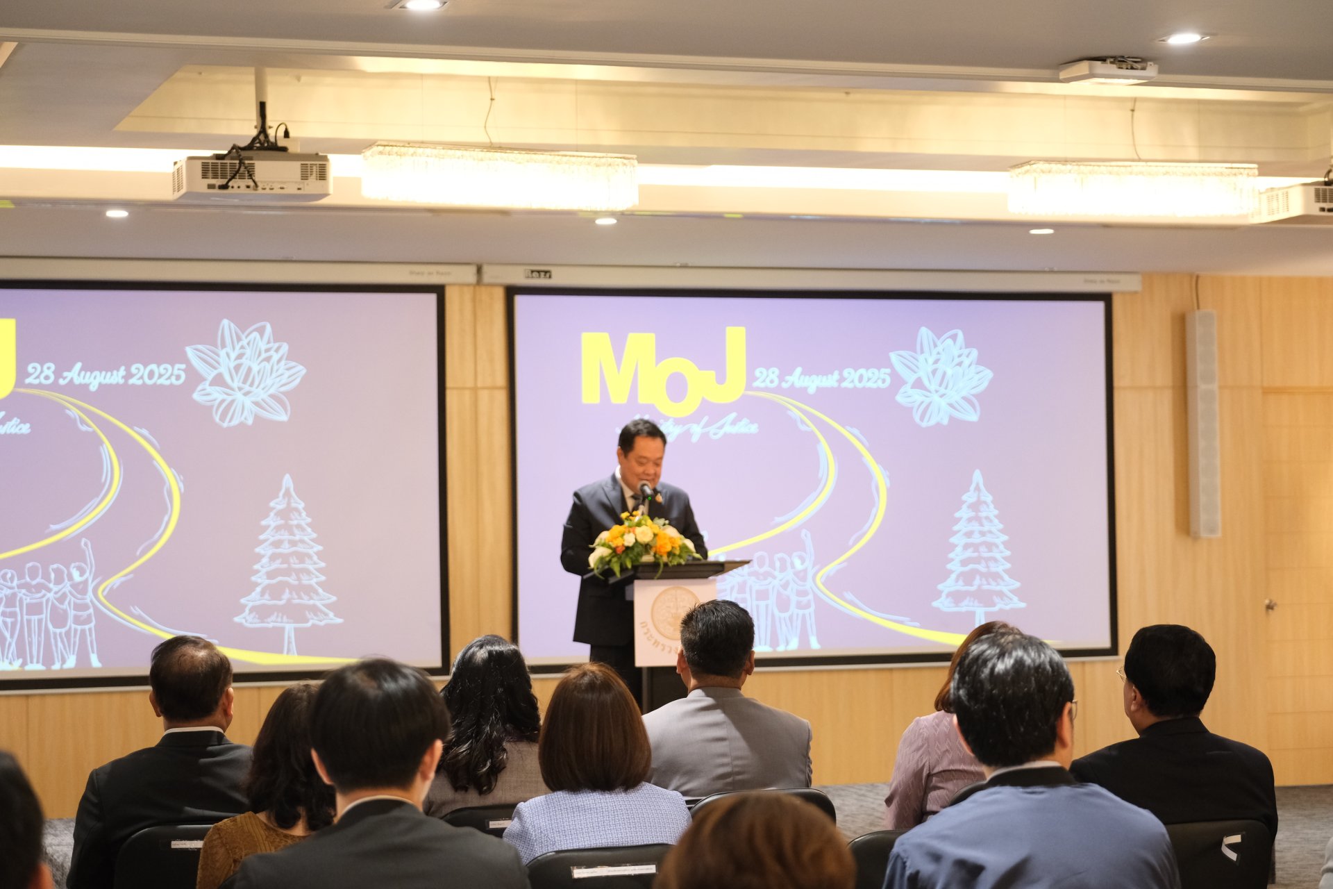 "ทวี"เชื่อมสัมพันธ์สื่อมวลชน ย้ำเป้าหมายร่วมกันเป็นที่พึ่งแห่งแรกของปชช.