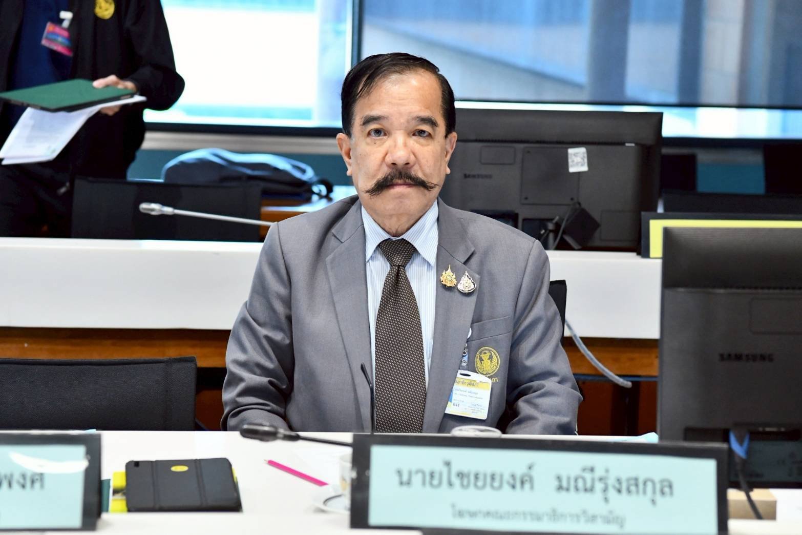 เอกชนสงขลาเหลืออดโร่ร้อง "สว.ไชยยงค์"ด่านสะเดาทำงาน"อืด"