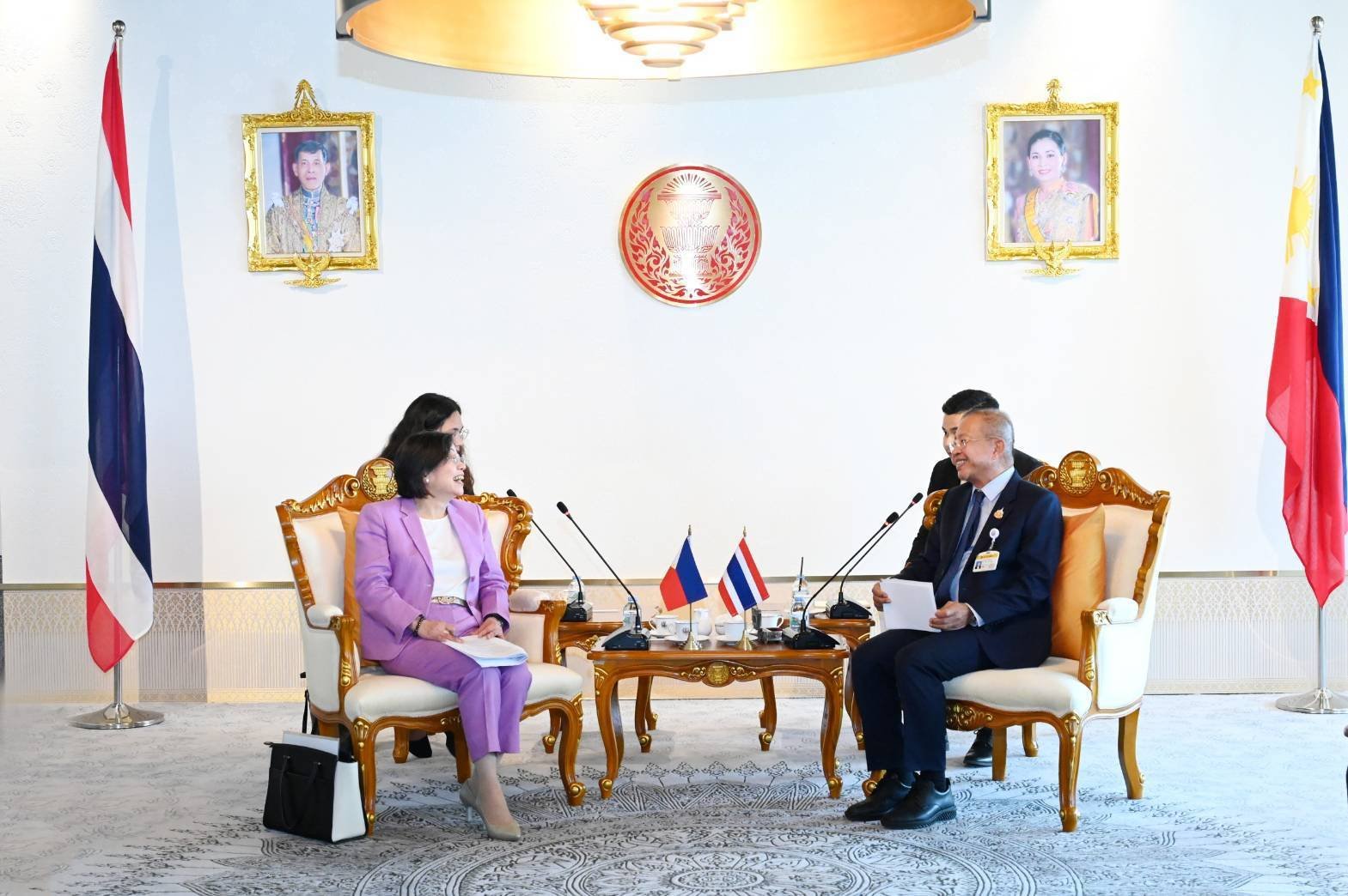 ประธานวุฒิสภาต้อนรับทูตฟิลิปปินส์ เผยรัฐสภาไทยตั้งกลุ่มมิตรภาพสมาชิกรัฐสภาไทย-ฟิลิปปินส์