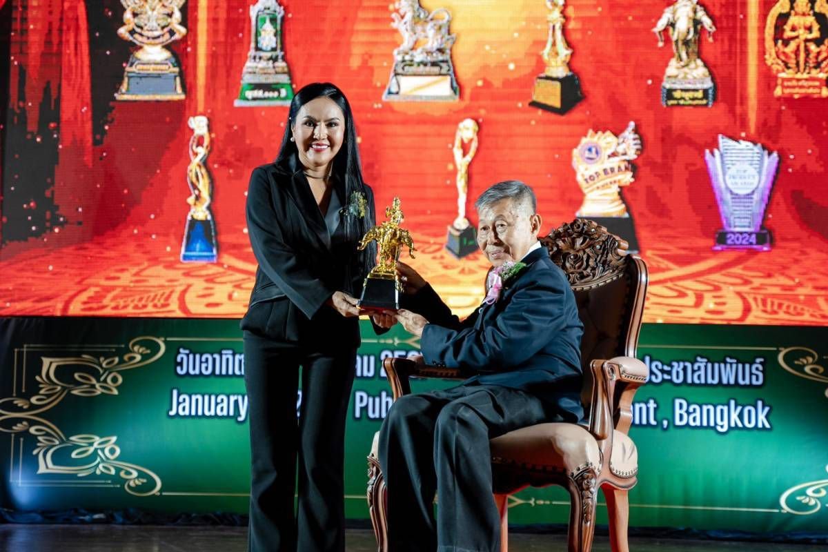 "ดร.มินศ์ธิวา"นักเทรดเดอร์หญิงไทย คว้าคว้ารางวัลวชิรนุสรณ์ สาขาบุคคลผู้ทำคุณประโยชน์ต่อสังคมดีเด่น "ดร.มินศ์ธิวา"นักเทรดเดอร์หญิงไทย คว้าคว้ารางวัลวชิรนุสรณ์ สาขาบุคคลผู้ทำคุณประโยชน์ต่อสังคมดีเด่น