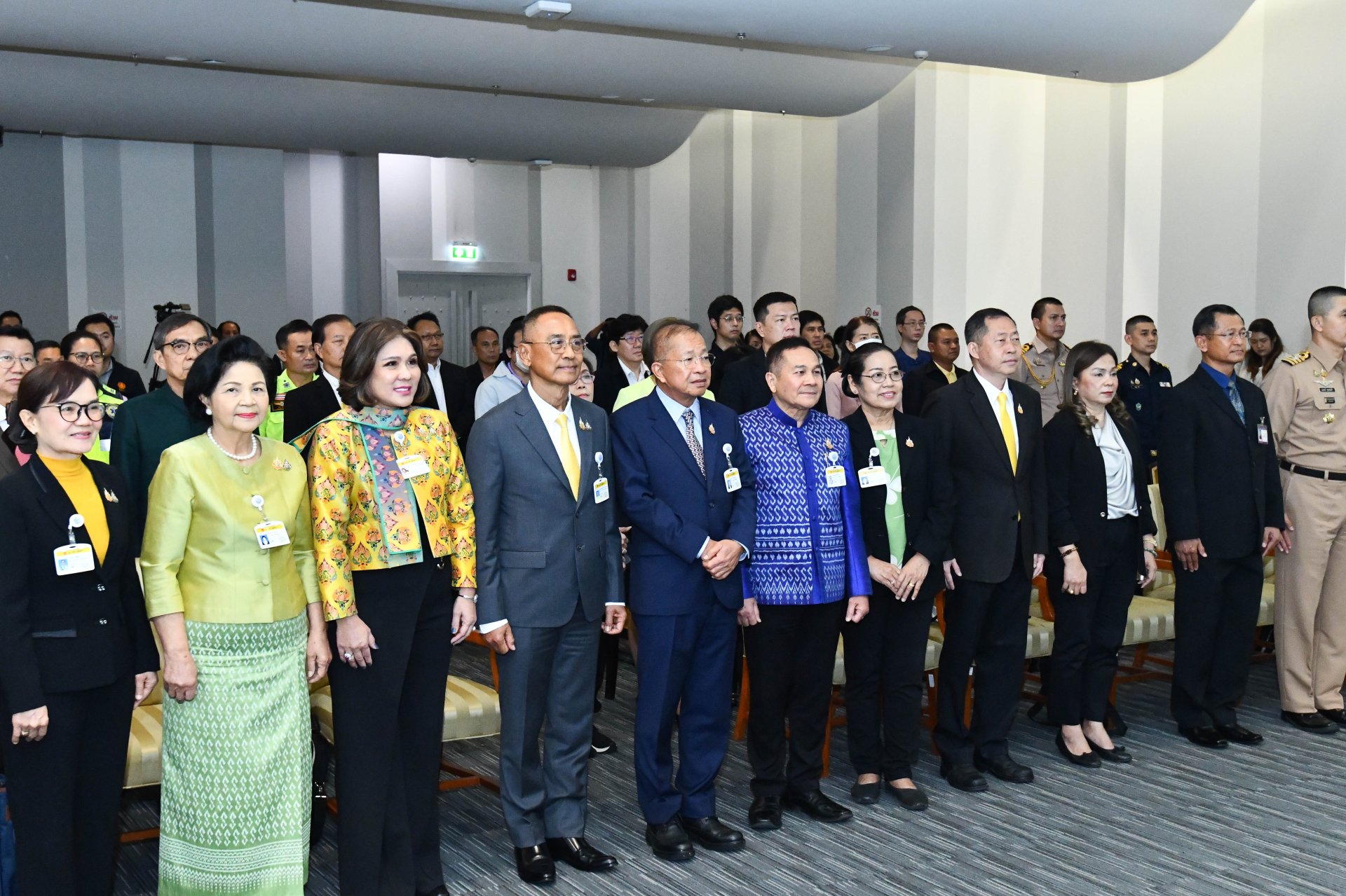 กมธ.วิสามัญฯวุฒิสภาดึงทุกภาคส่วน สัมมนาสร้างผู้นำจิตอาสา-เทิดทูนสถาบันฯ กมธ.วิสามัญฯวุฒิสภาดึงทุกภาคส่วน สัมมนาสร้างผู้นำจิตอาสา-เทิดทูนสถาบันฯ