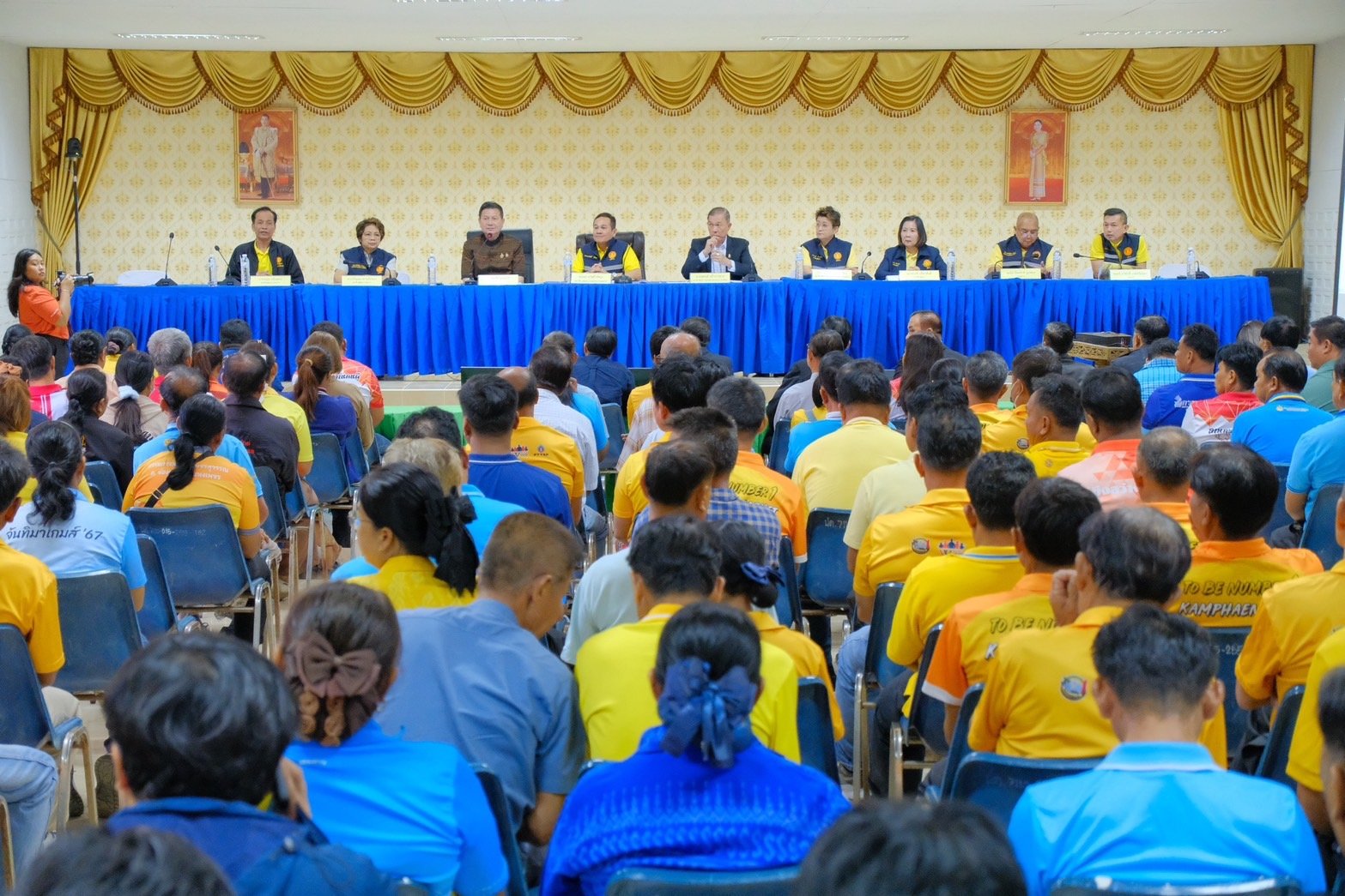 "พลเอกสวัสดิ์"นำทีม ส.ว.รับฟังเสียงชาวบ้าน แก้ปัญหาน้ำท่วม-น้ำแล้งกำแพงเพชร "พลเอกสวัสดิ์"นำทีม ส.ว.รับฟังเสียงชาวบ้าน แก้ปัญหาน้ำท่วม-น้ำแล้งกำแพงเพชร