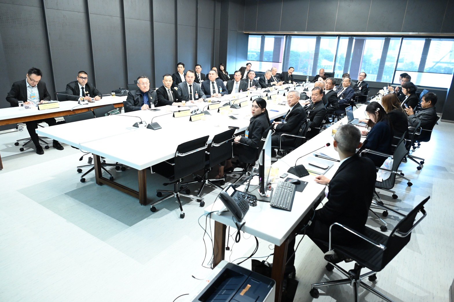 รองปธ.คณะกมธ.ทหารฯ วุฒิสภา เสนอตั้งคณะทํางานสาง ก.ม.ล้าหลัง