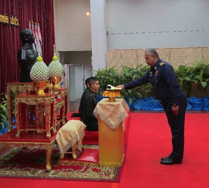 "สยาม นนท์คำจันทร์"ผู้ช่วยผอ.พอช. เข้ารับพระราชทานเข็มเครื่องหมายพระปรมาภิไธยย่อ ป.ป.ร.