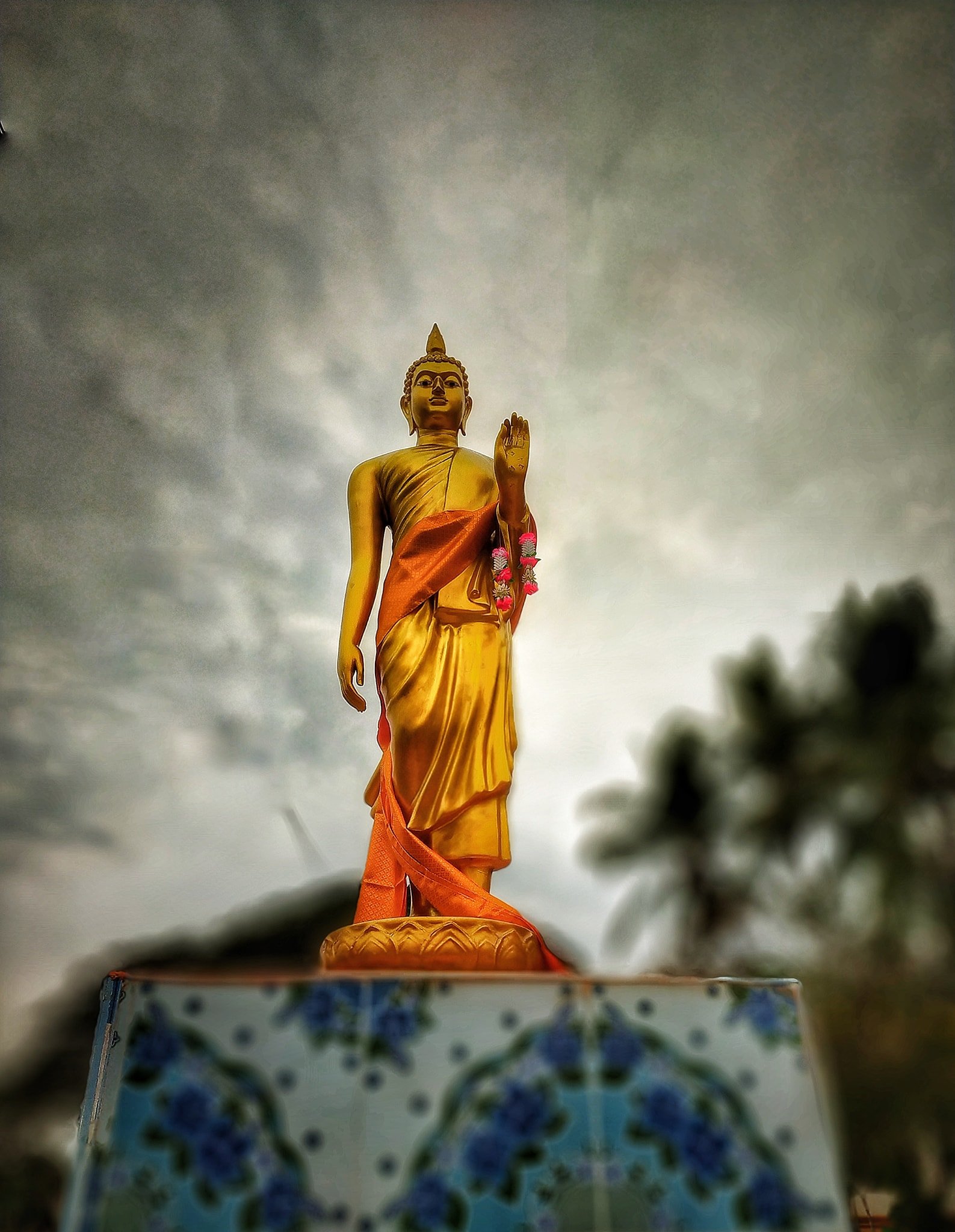 โลกสวยด้วย"มือถือ" อิ่มบุญกันถ้วนหน้ากับวันพระ โลกสวยด้วย"มือถือ" อิ่มบุญกันถ้วนหน้ากับวันพระ