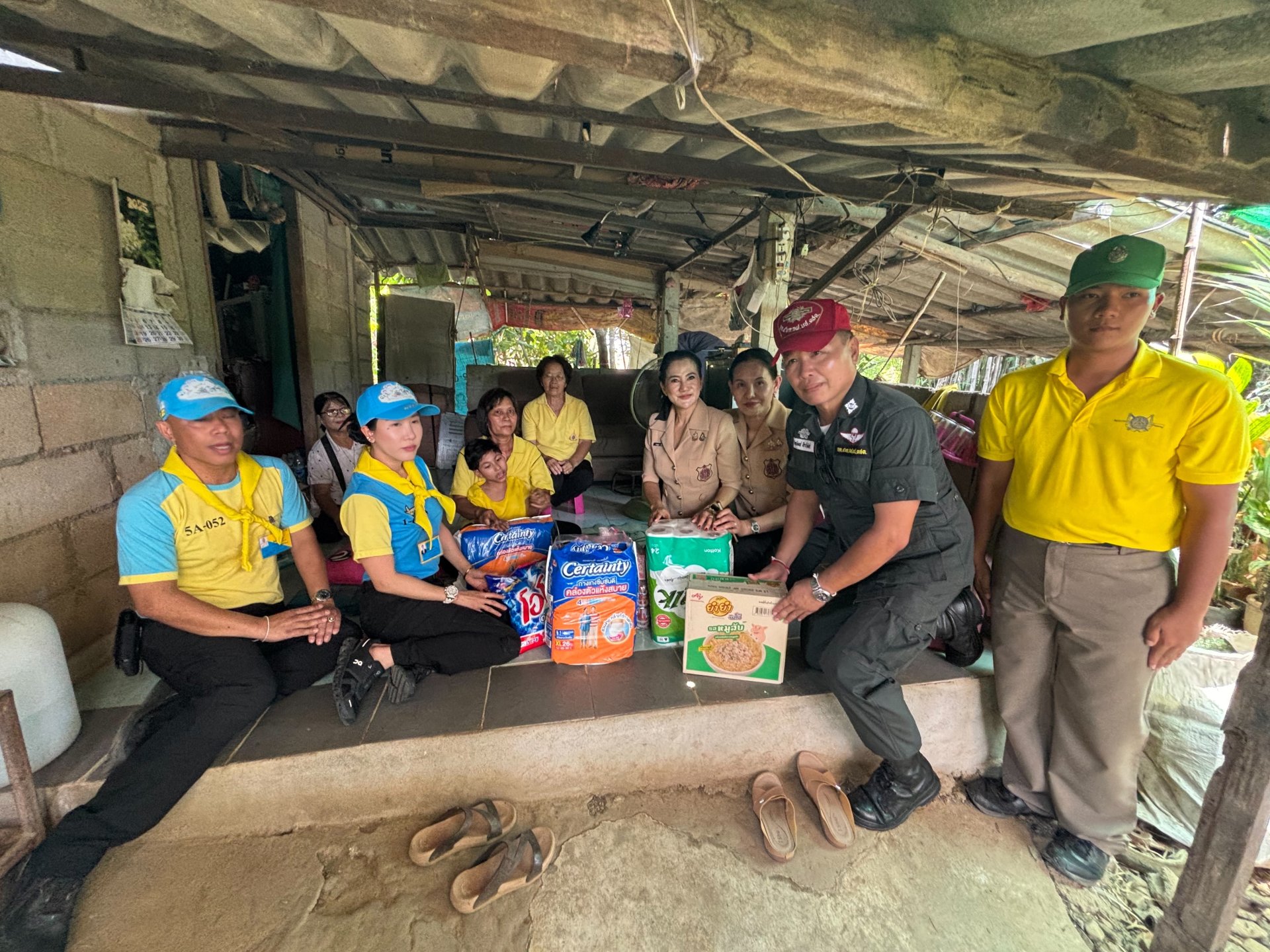 ตชด.ค่ายนเรศวรฯจัดกิจกรรม จิตอาสาพัฒนา-บำบัดทุกข์บำรุงสุขปชช.