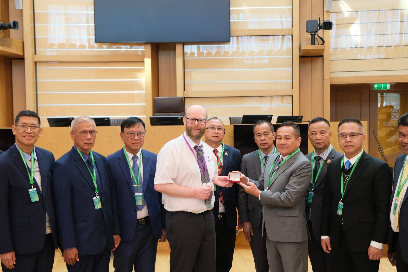"กมธ.ทหารฯ วุฒิสภา"เดินสาย ดูงานรัฐสภาสกอตแลนด์ "กมธ.ทหารฯ วุฒิสภา"เดินสาย ดูงานรัฐสภาสกอตแลนด์