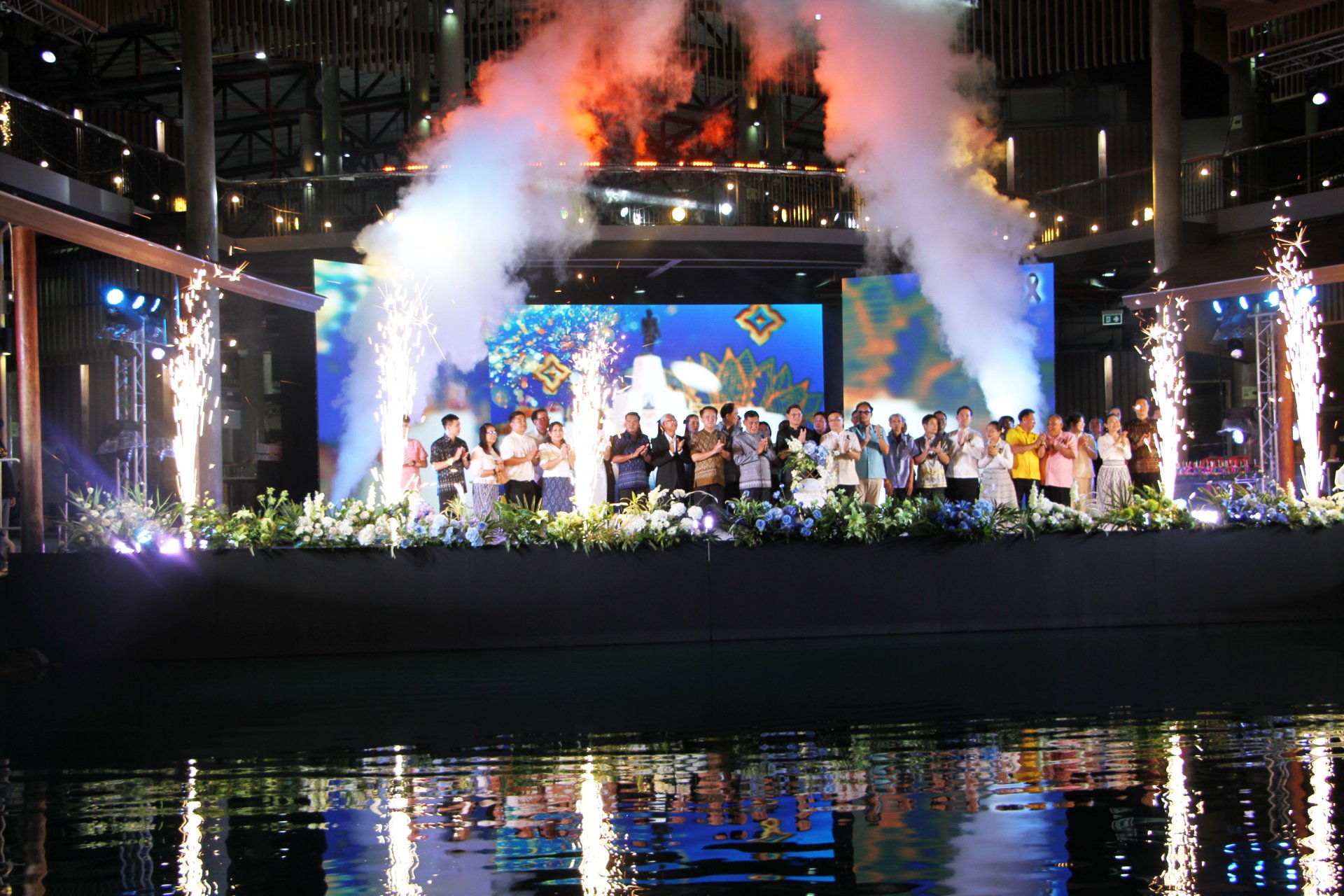 สมุทรปราการสืบสานประเพณีลอยกระทง ภายใต้ชื่อ"ศรัทธาธารา บูชาคงคา มิ่งมงคลเมืองปากน้ำ"