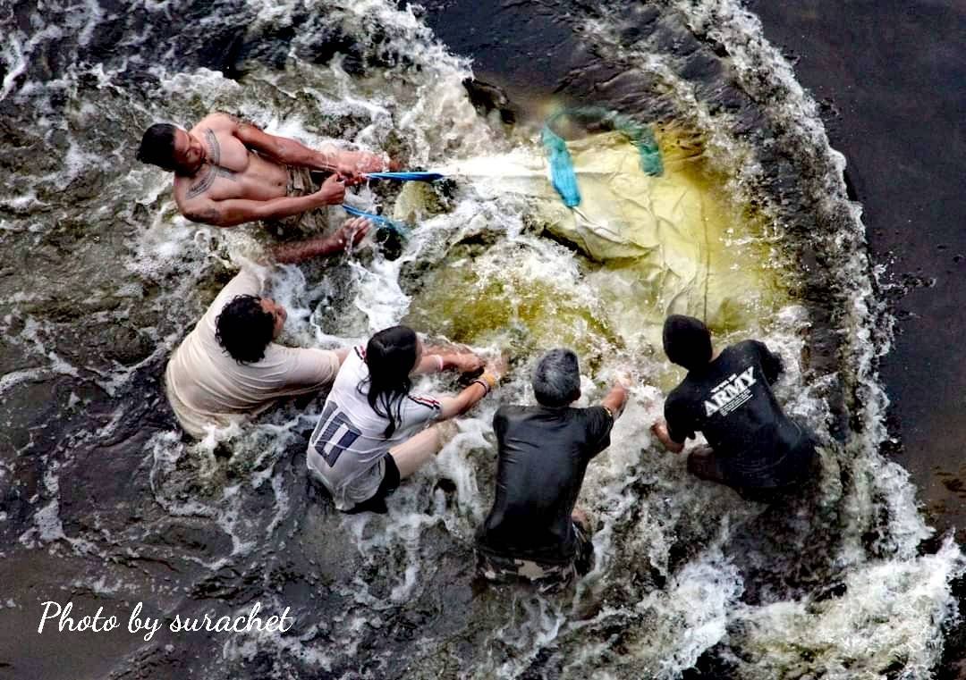 ย้อนรอยชม"ภาพน้ำถล่มกรุงปี 54" ลุ้นซ้ำรอยเดิมหรือไม่-ภาวนาไม่ต้องมา-ไม่ต้อนรับ ย้อนรอยชม"ภาพน้ำถล่มกรุงปี 54" ลุ้นซ้ำรอยเดิมหรือไม่-ภาวนาไม่ต้องมา-ไม่ต้อนรับ